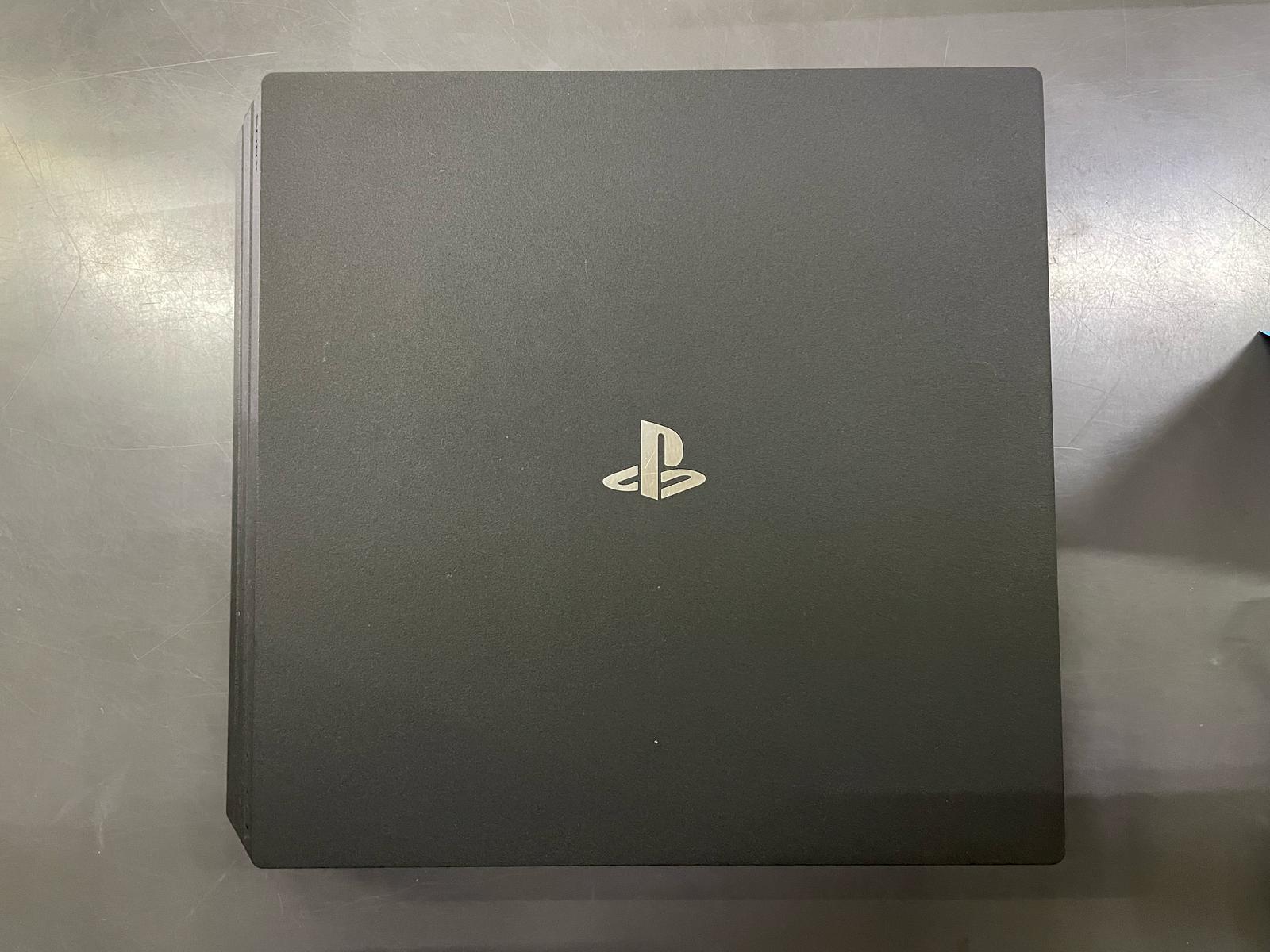 Playstation 4 PRO 1Tb - immagine 2