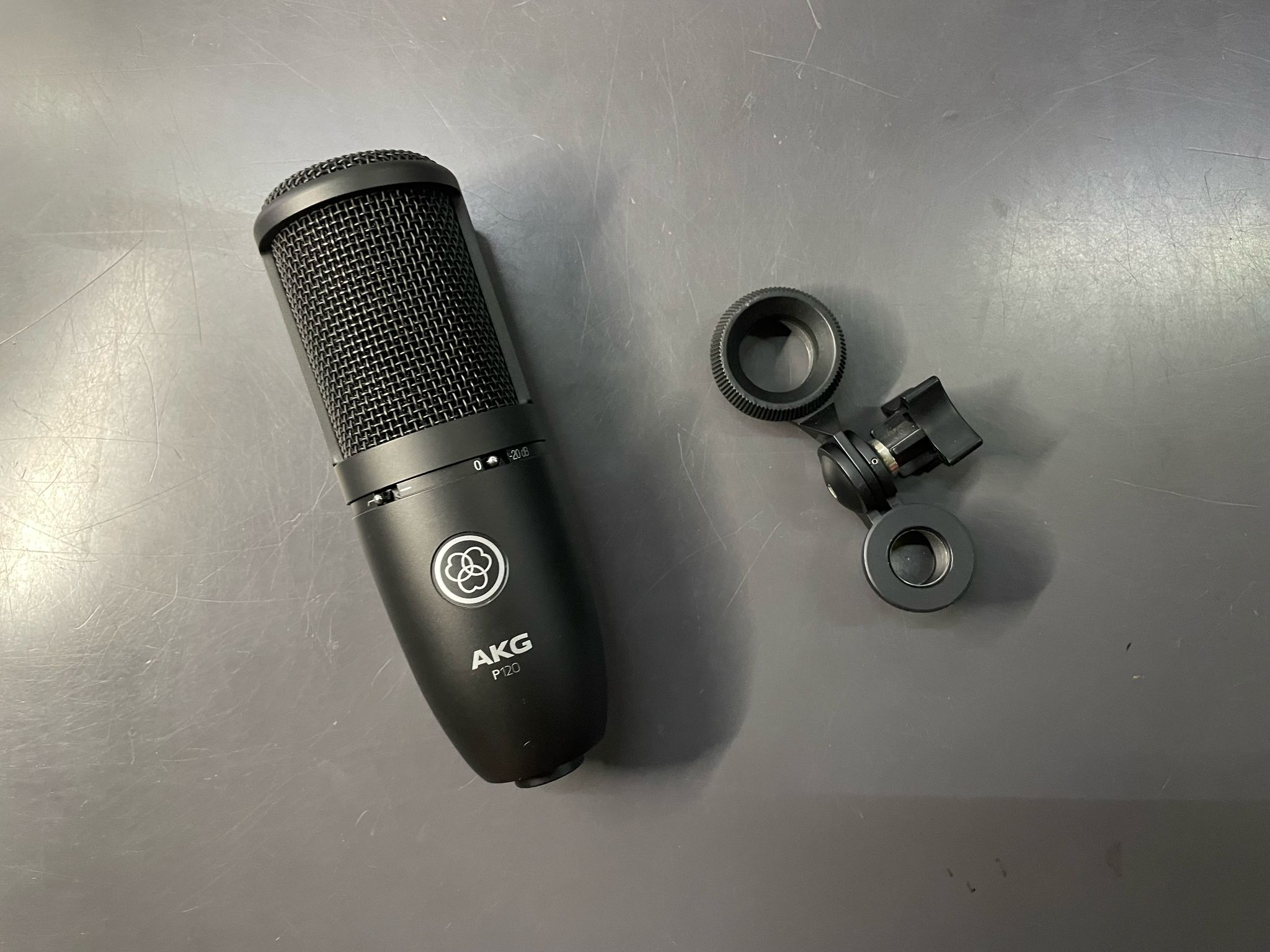AKG P120 Microfono Condensatore - immagine 4
