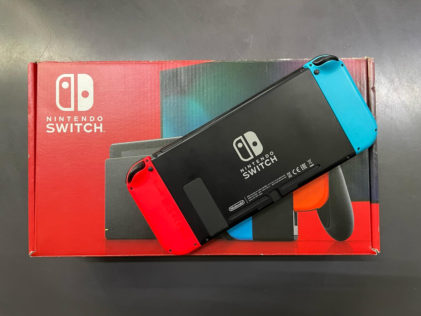 Nintendo Switch Neon - immagine 5