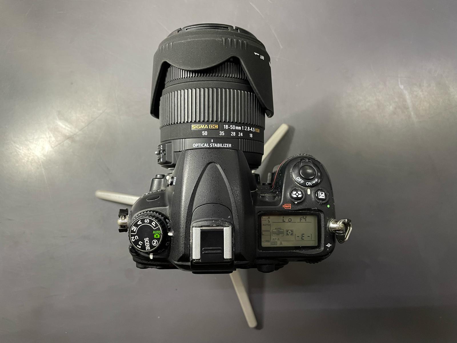 Nikon D7000 + Sigma 18-50 HSM
