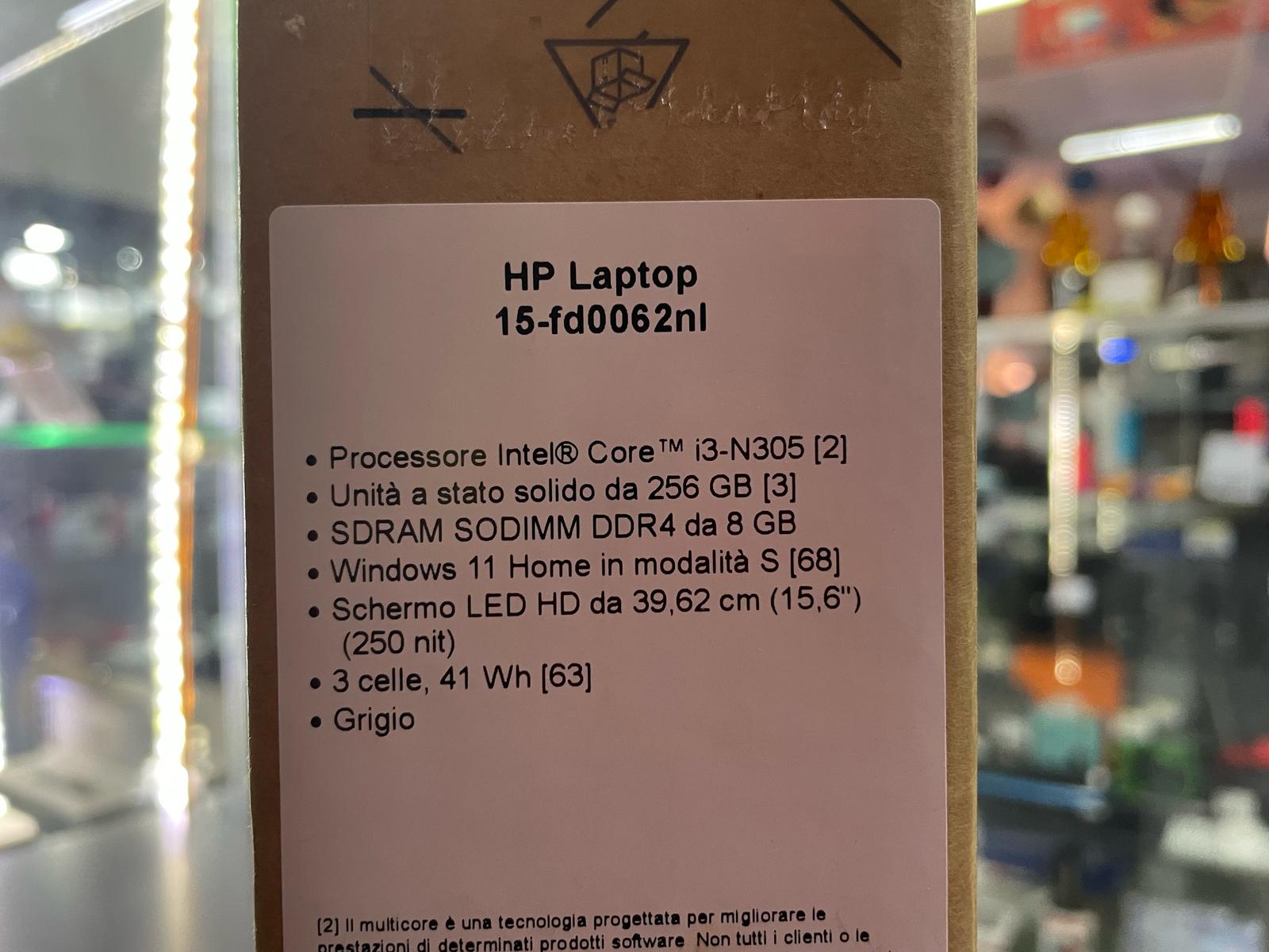 NUOVO HP Core i3 8Gb 256Gb 7/3/25 - immagine 2