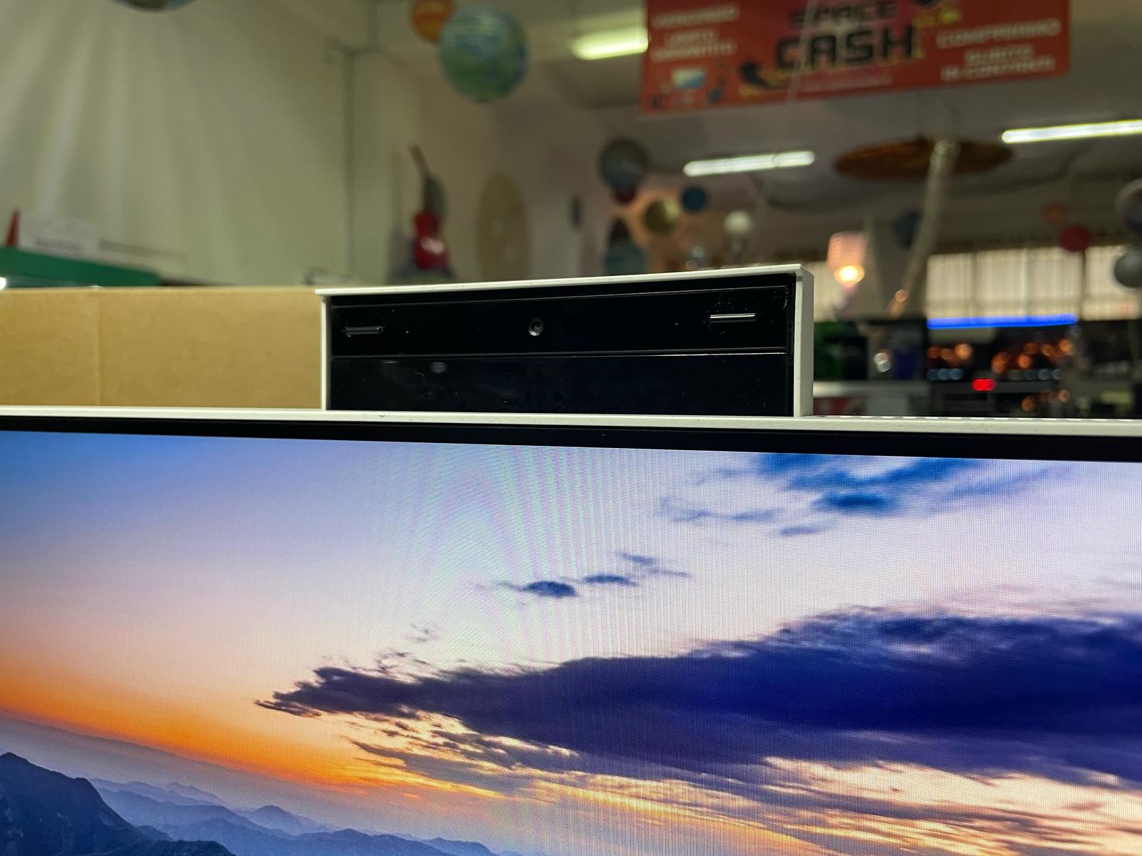 HP All in One 24" Core i5 29/07/24 - immagine 4