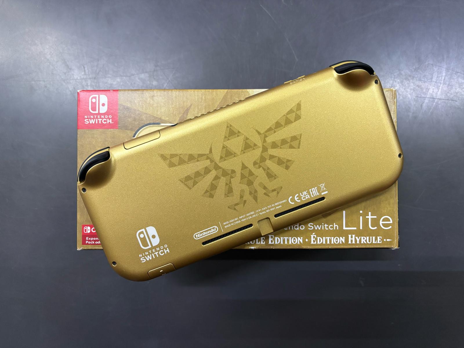 Nintendo Switch Lite Zelda Hyrule 15/11/24 - immagine 2