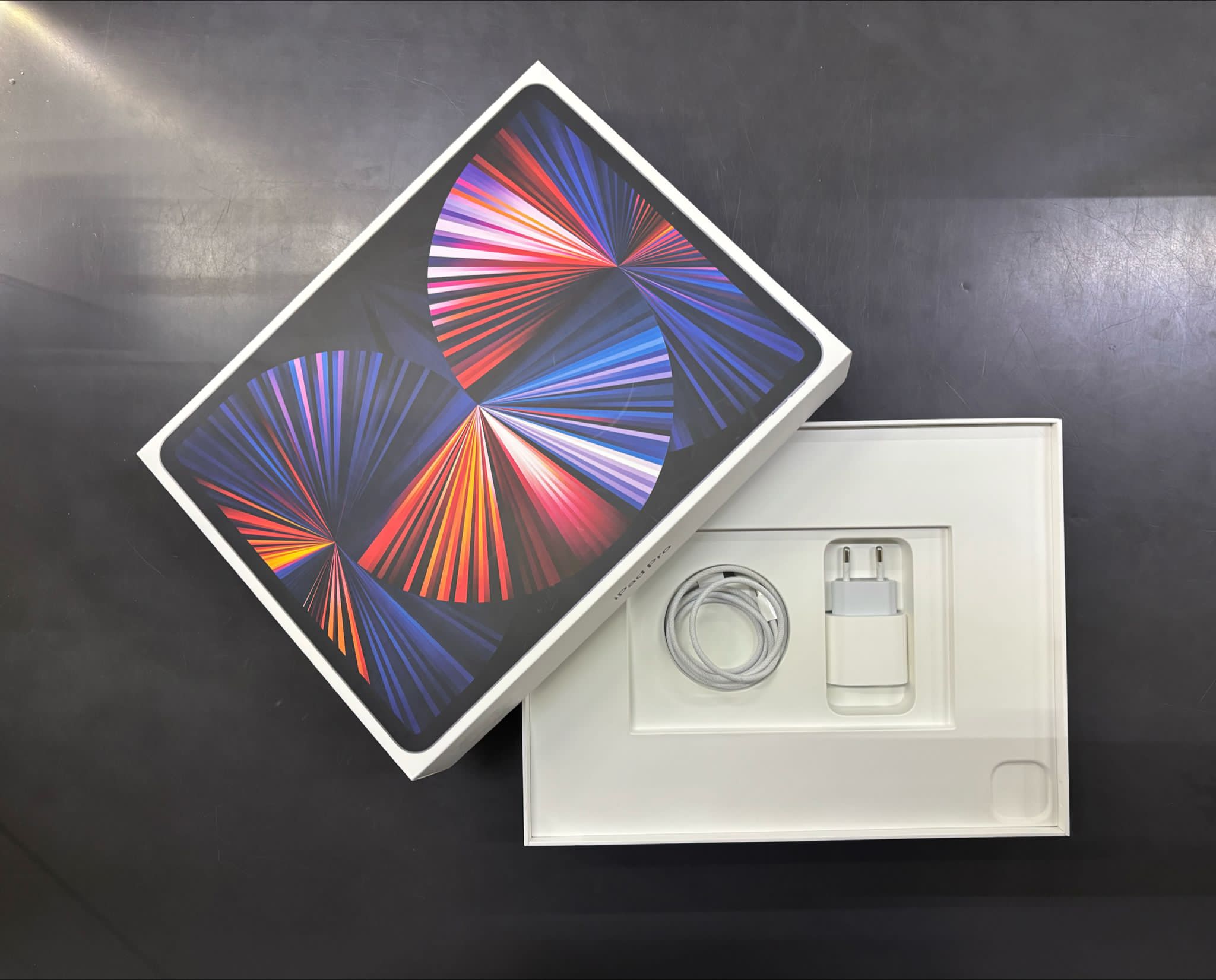 iPad Pro 12,9" 5a Gen Wi‑Fi 256GB - immagine 2