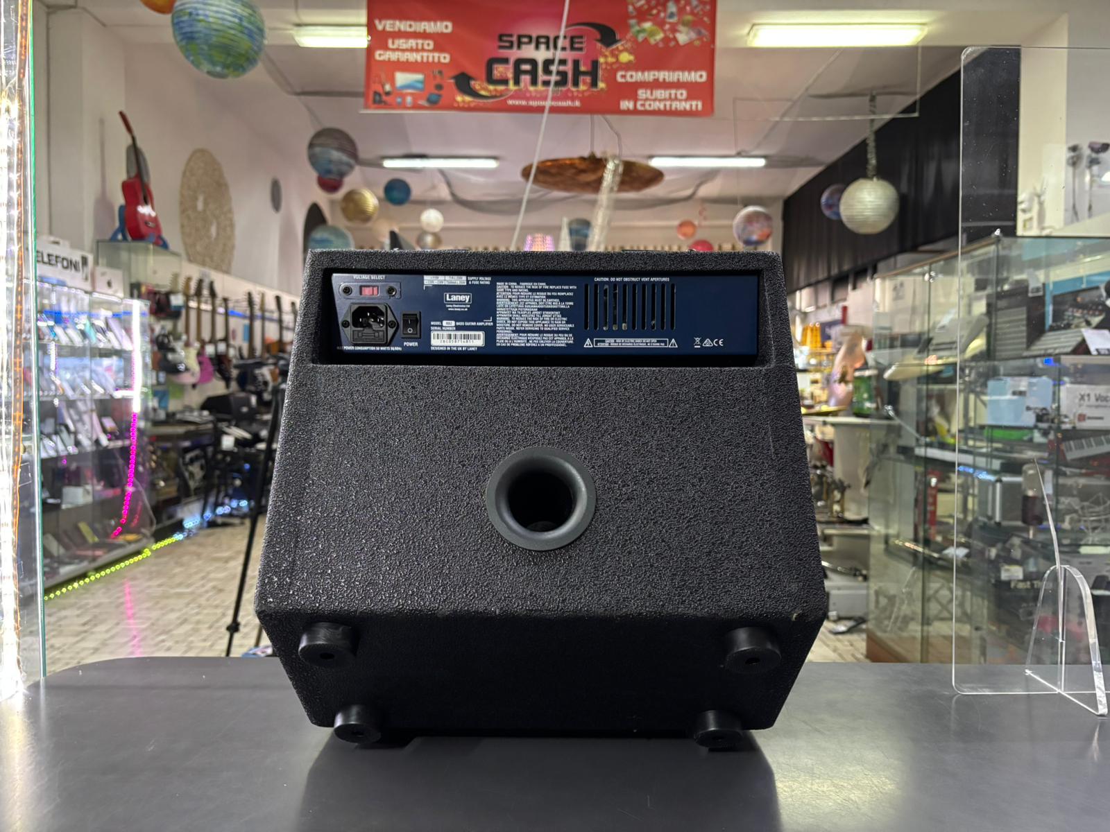 LANEY RB2 Ampli Combo Basso 30W - immagine 3