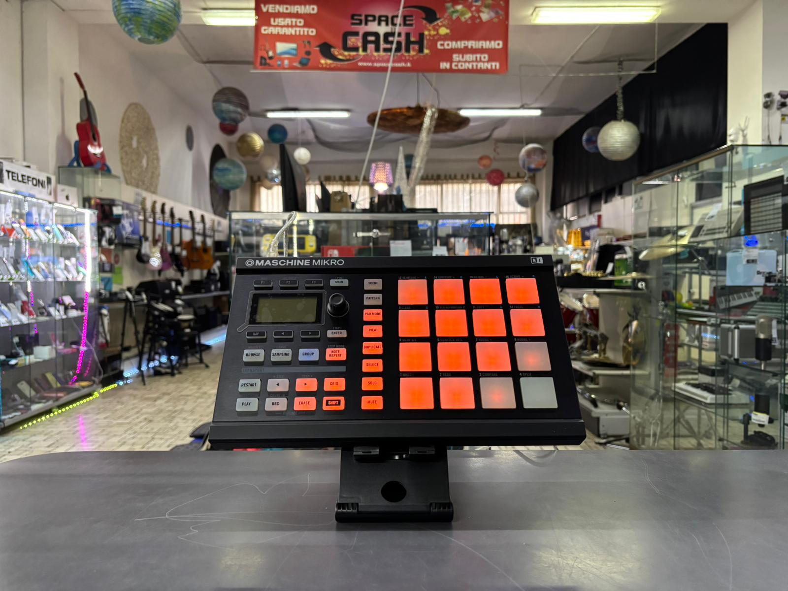 Maschine Mikro MK1 Native Instruments - immagine 2