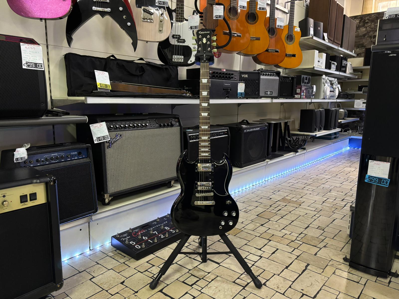Epiphone G-400 Pro Black SG - immagine 2