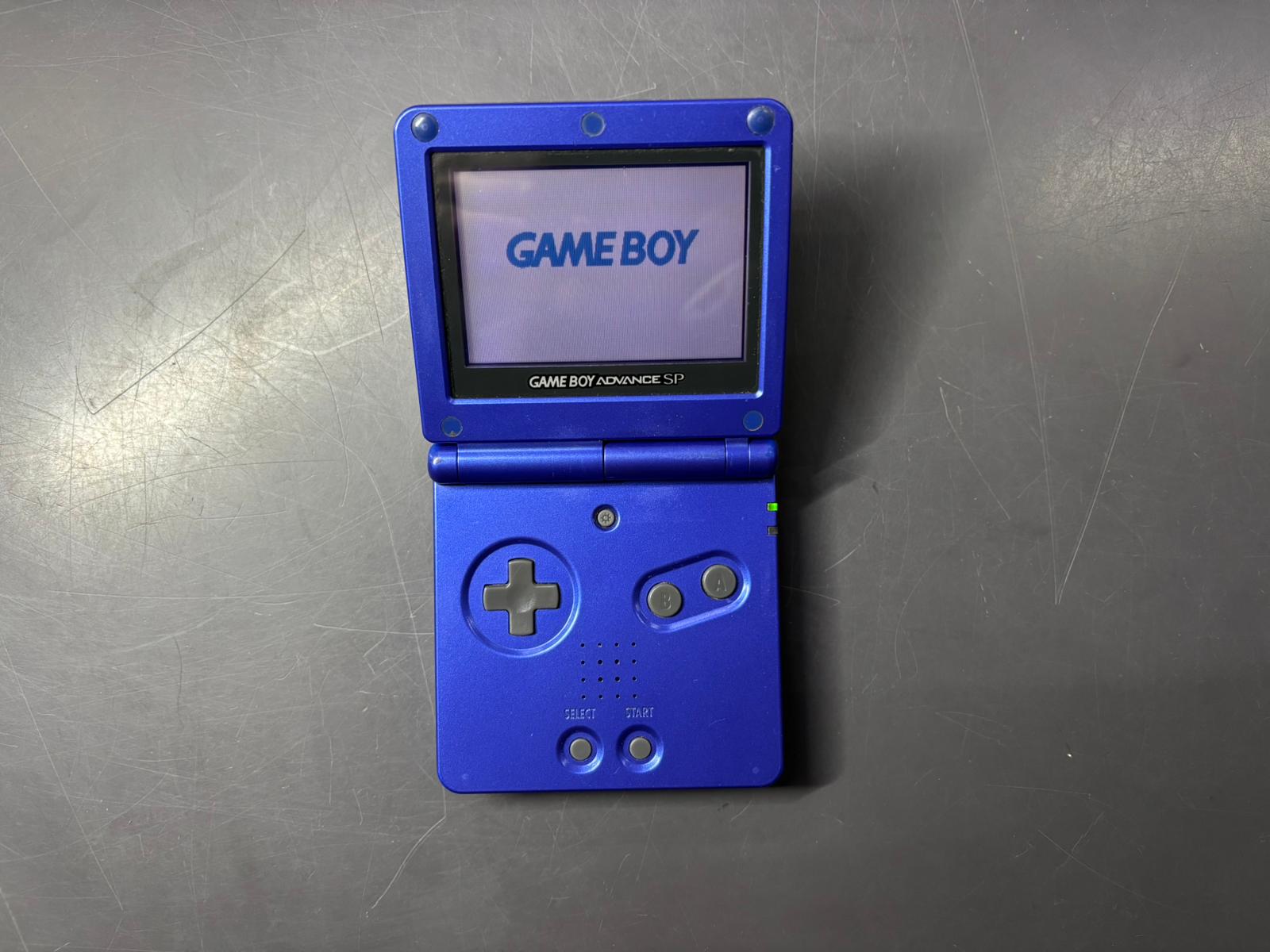 Nintendo Game Boy Advance SP
