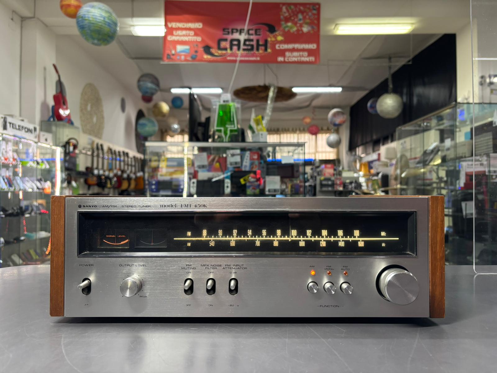 Sanyo FMT-450 K Tuner Analogico