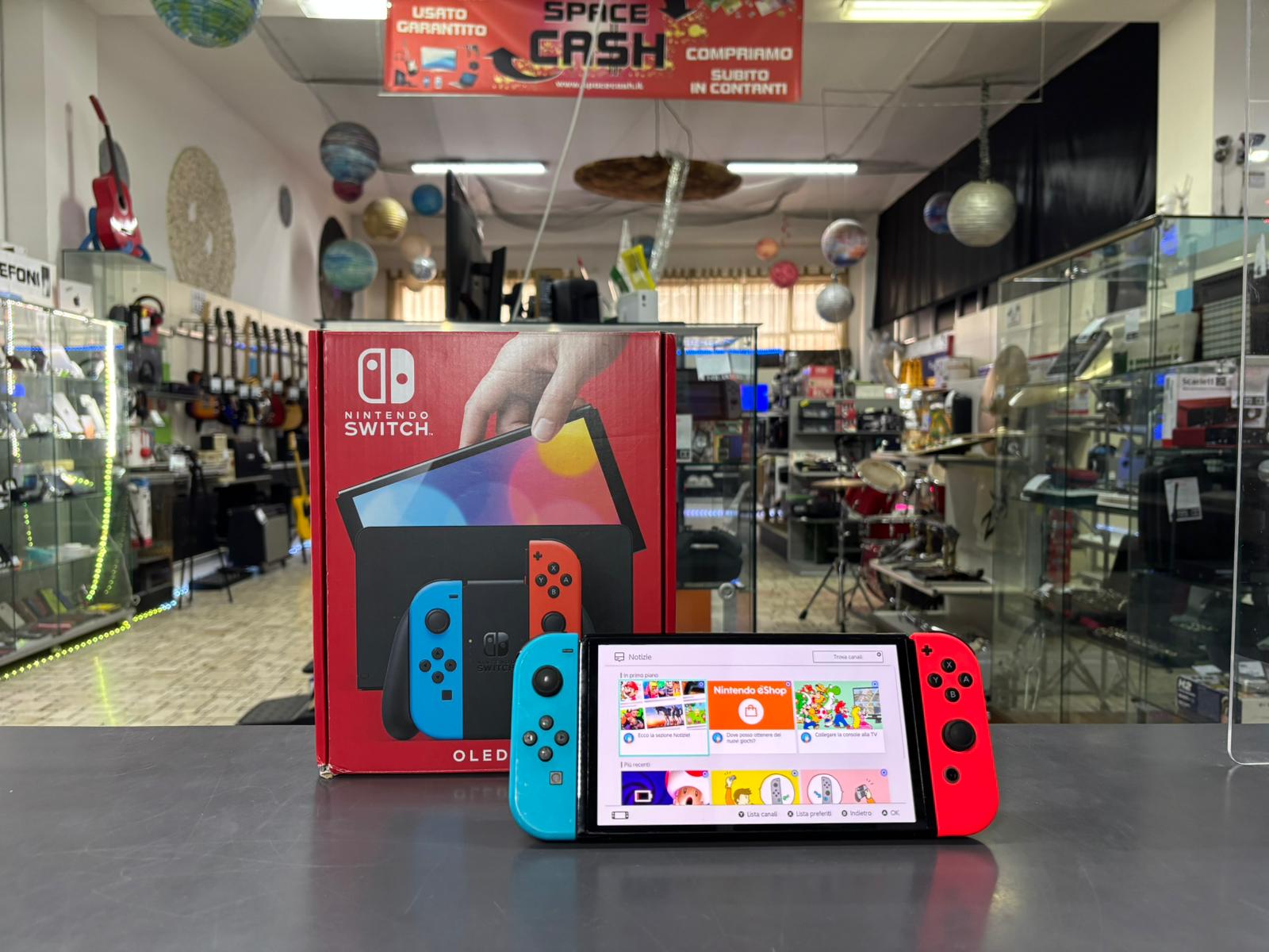 Nintendo Switch Oled - immagine 2