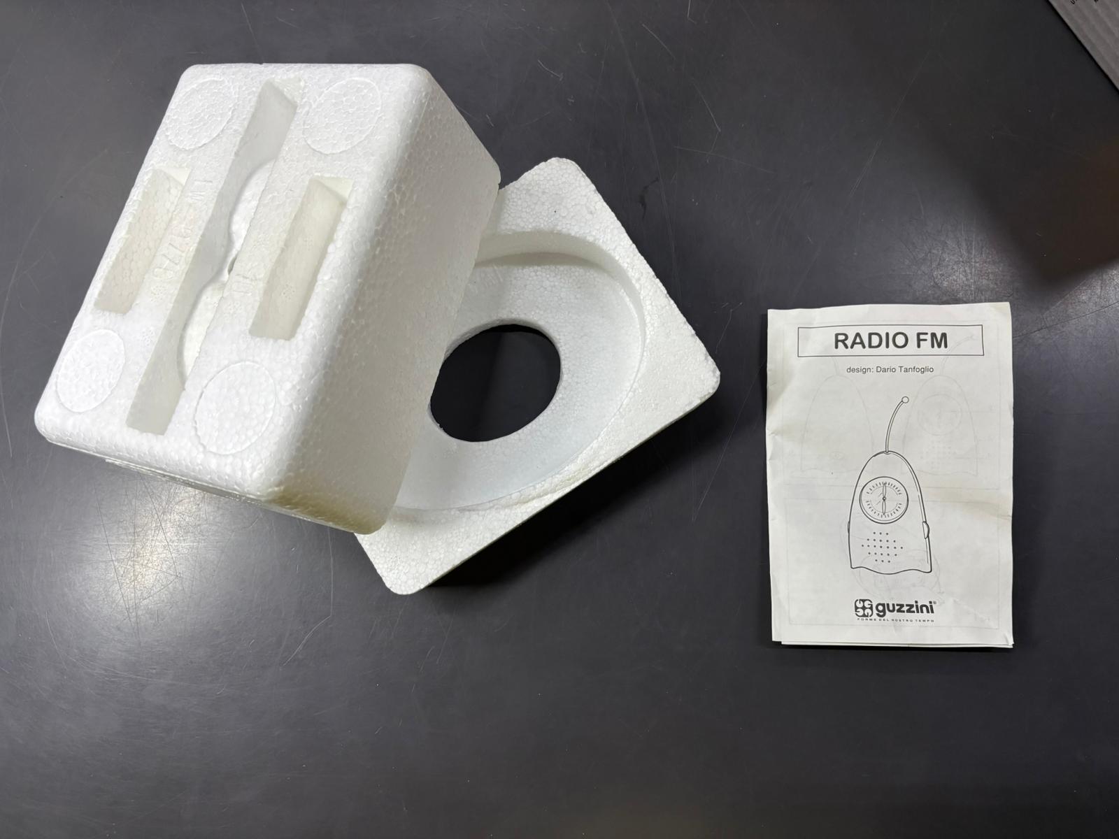 Radio Vintage Guzzini Gildo Boxata - immagine 4