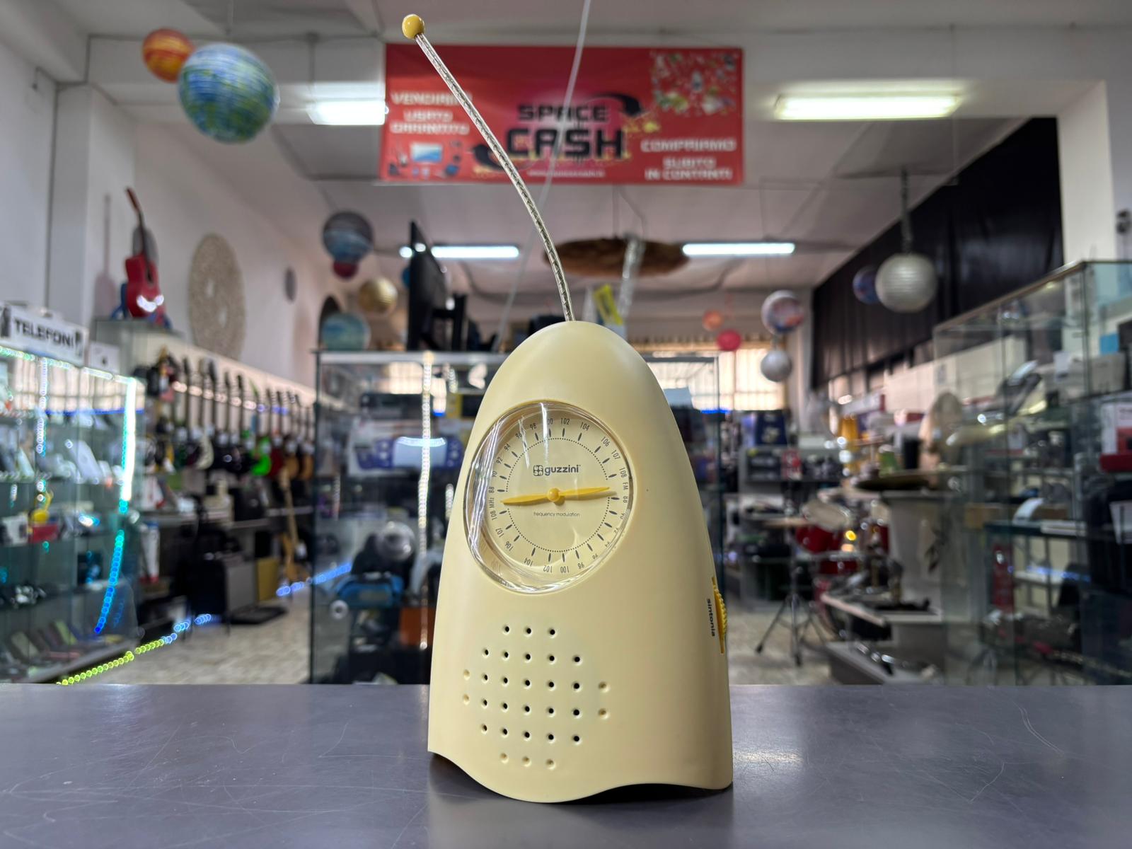 Radio Vintage Guzzini Gildo Boxata
