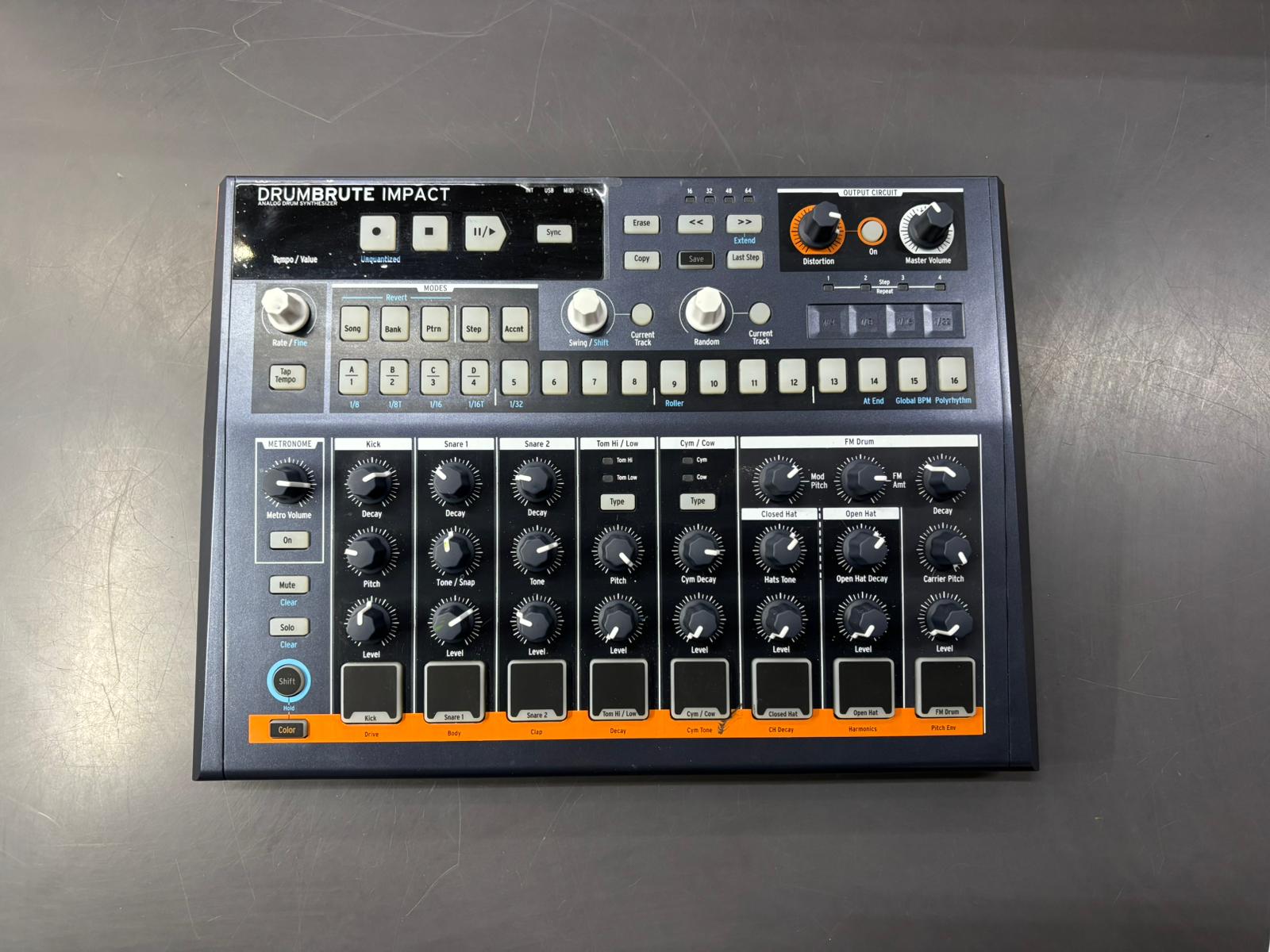 ARTURIA DrumBrute Impact