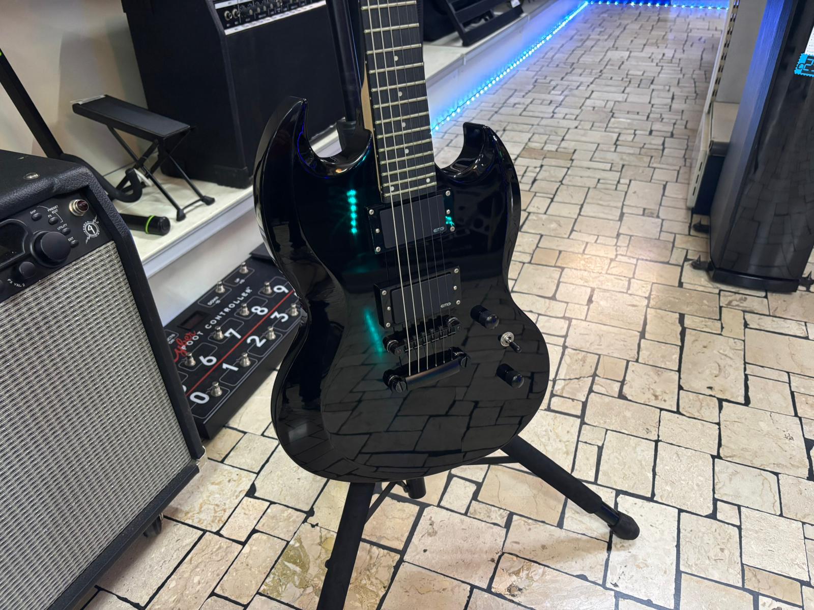 ESP LTD Viper-10 + EMG 81 - immagine 4
