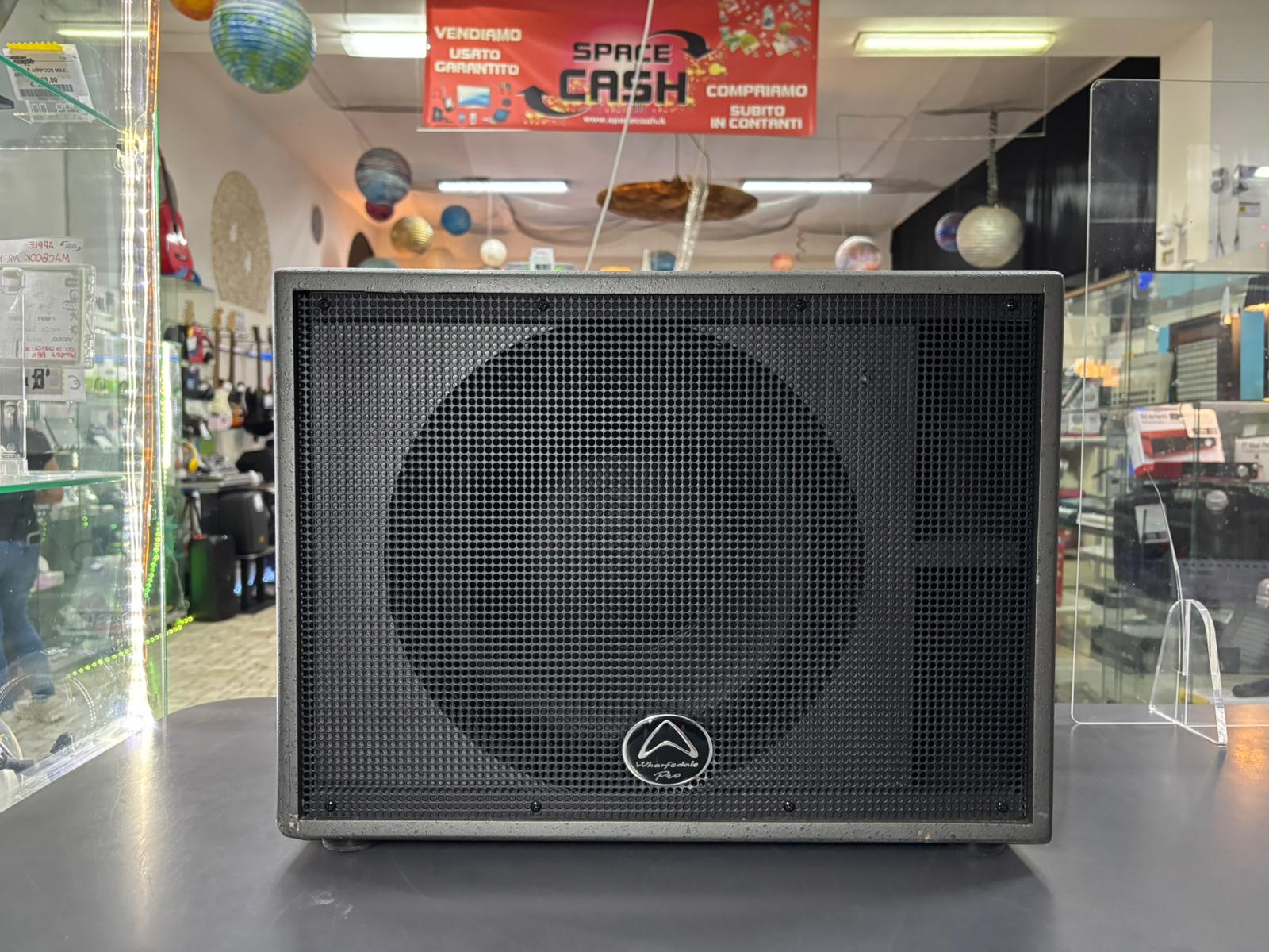 WHARFEDALE Titan Sub A12 Black