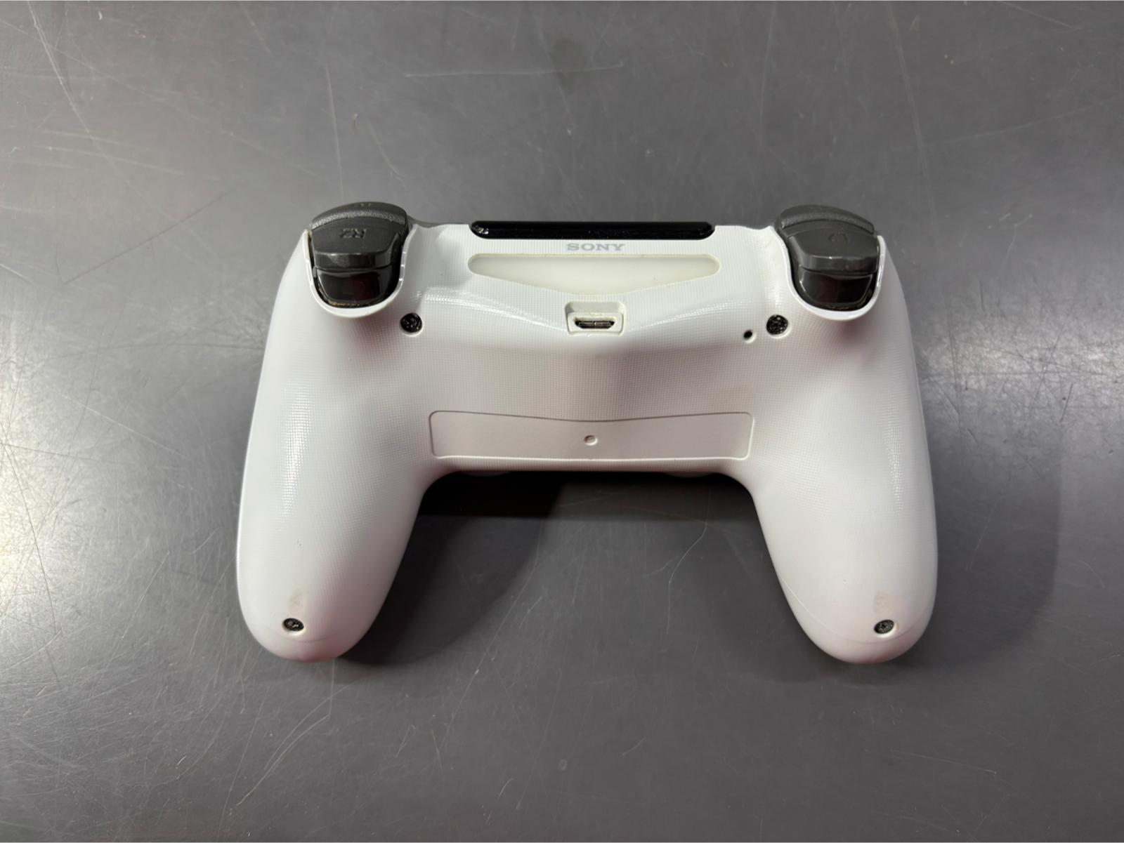 Playstation 4 PRO 1TB - immagine 2