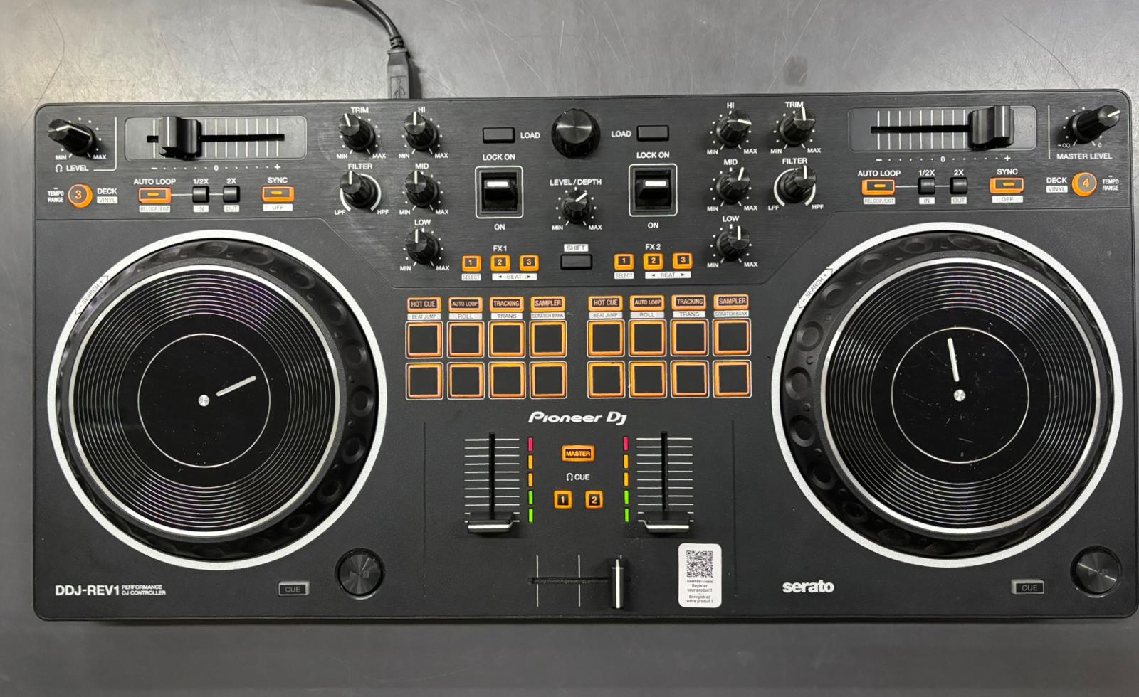 Pioneer DDJ-REV1 Console DJ