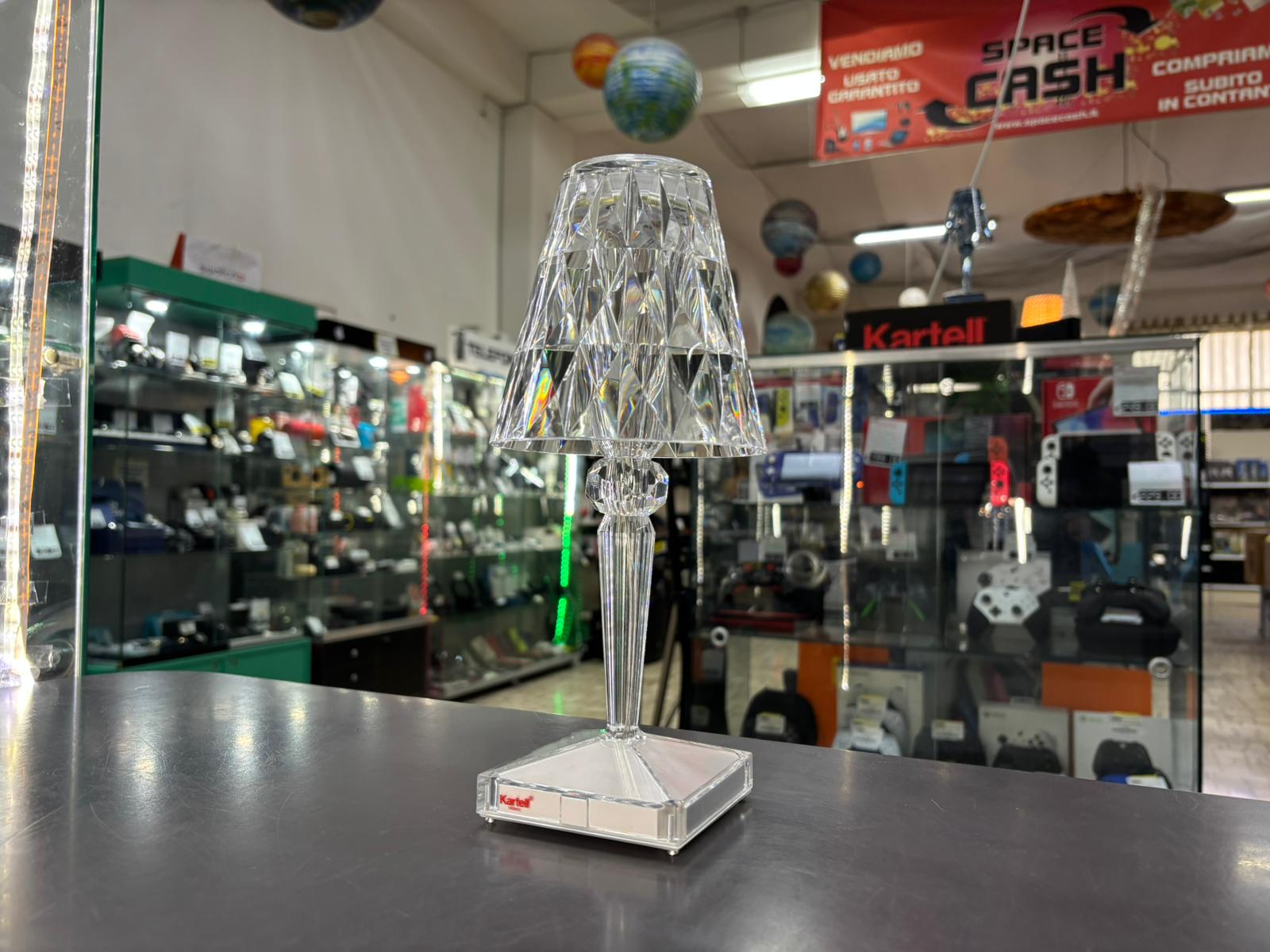 NUOVA Kartell Battery Cristallo / Bianco - immagine 4