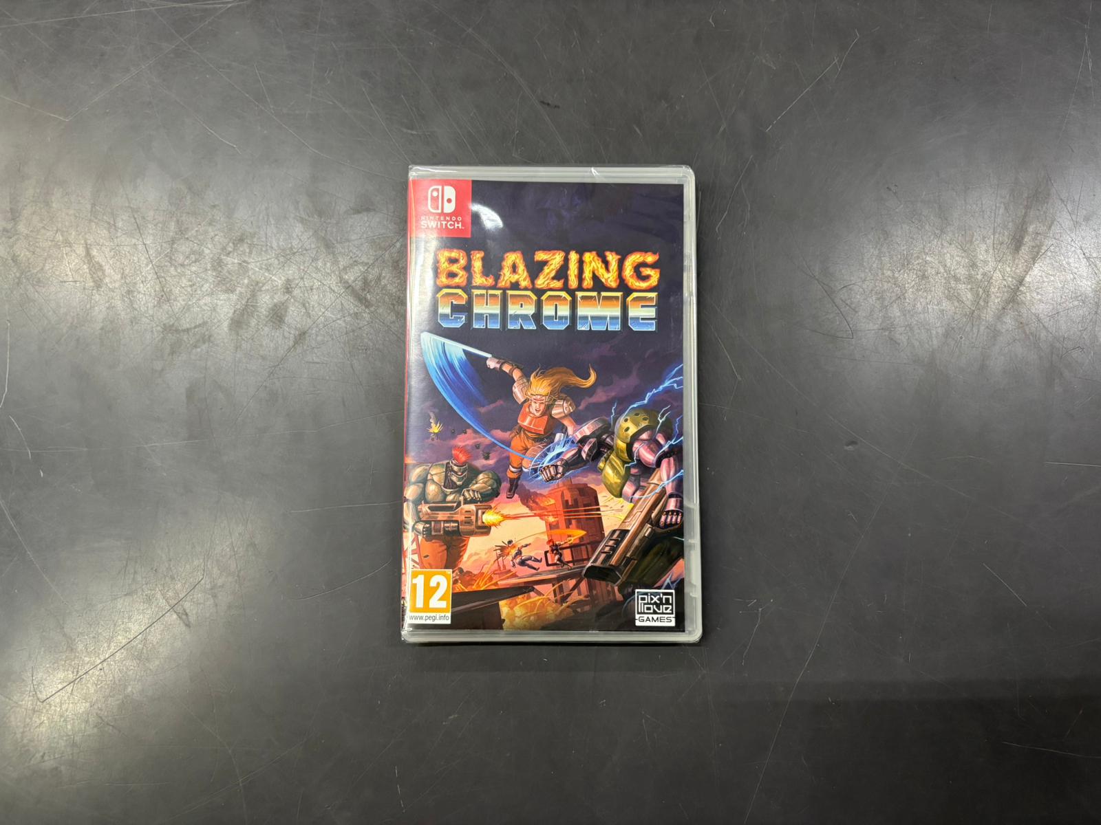 Blazing Chrome Limited Switch Sigillato Boxato - immagine 4