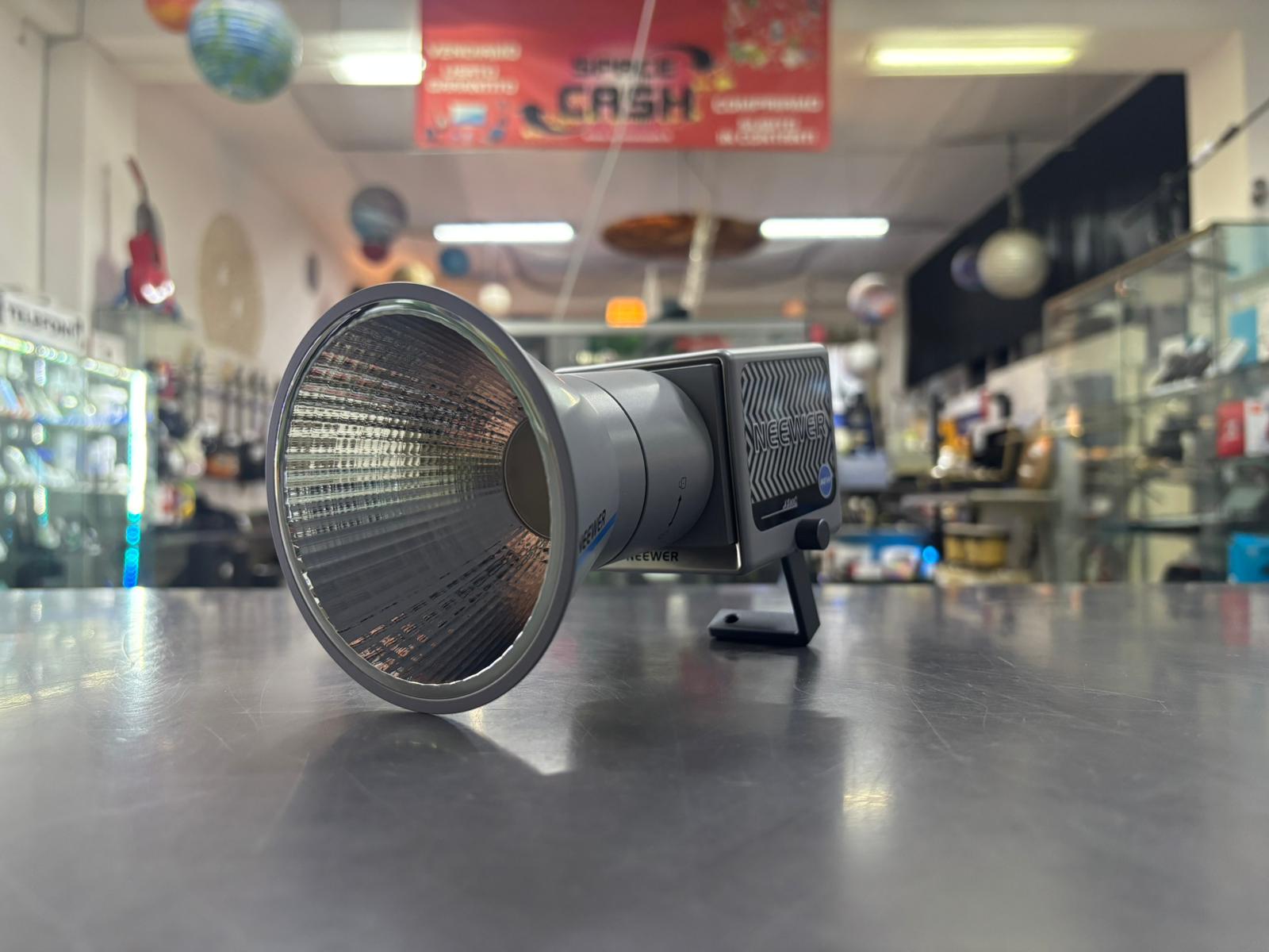 Neewer HS60C Luce Riempimento Streaming - immagine 8