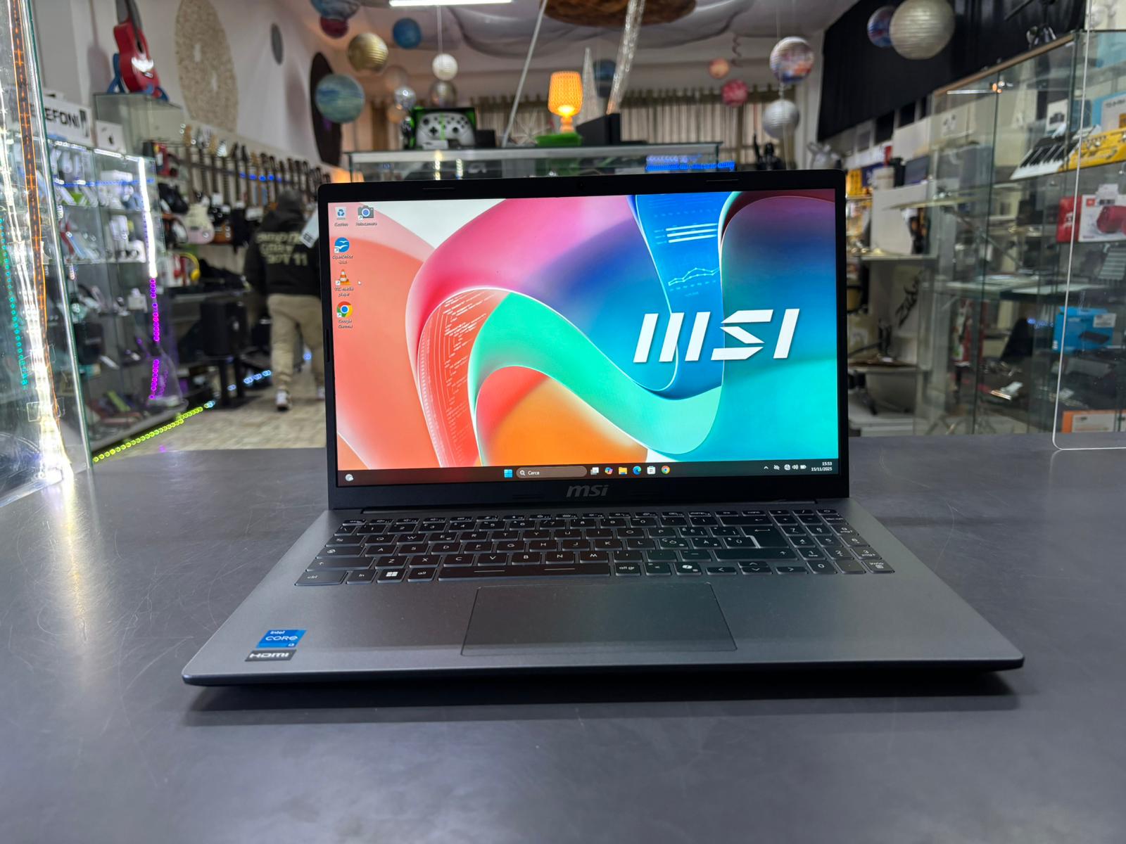 MSI Modern 15 Core i3 8Gb 512Gb 22/10/25