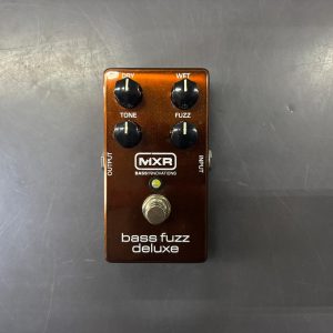 MXR Bass Fuzz Deluxe - M84