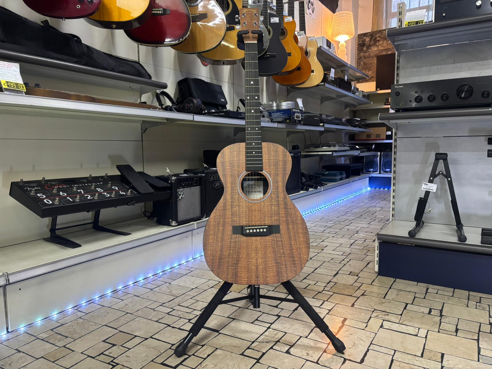 MARTIN 0X1-01 Koa Acustica Parlor - immagine 7