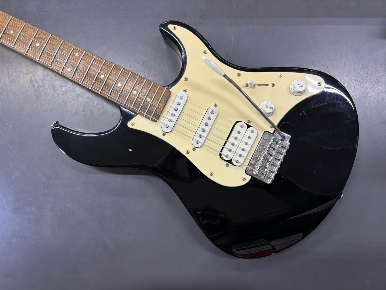 Yamaha EG012 Chitarra Elettrica