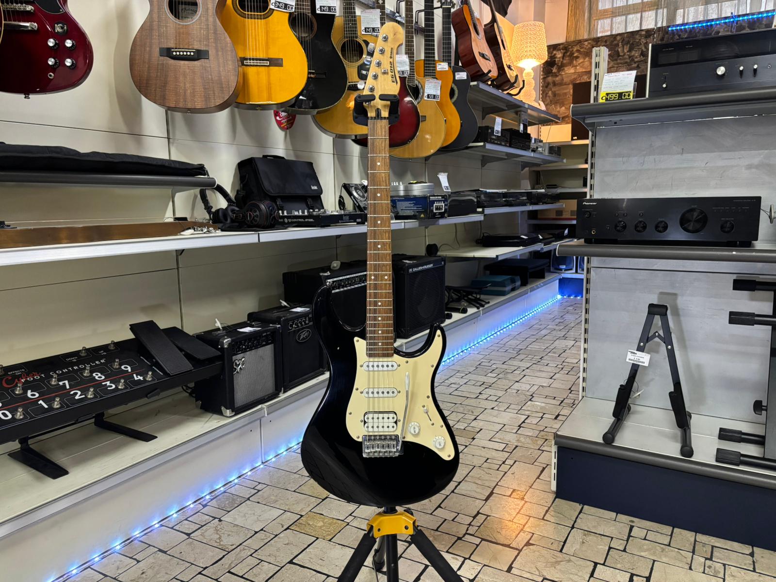 Yamaha EG012 Chitarra Elettrica - immagine 6