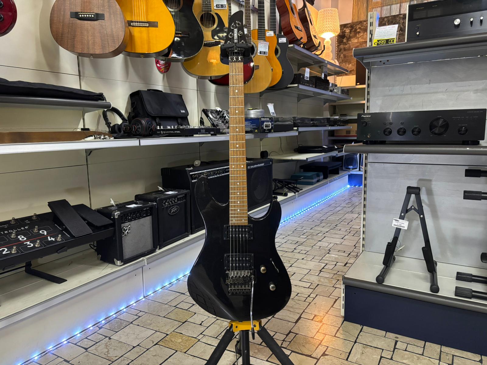 Yamaha RGX220DZ Metallic Black - immagine 5