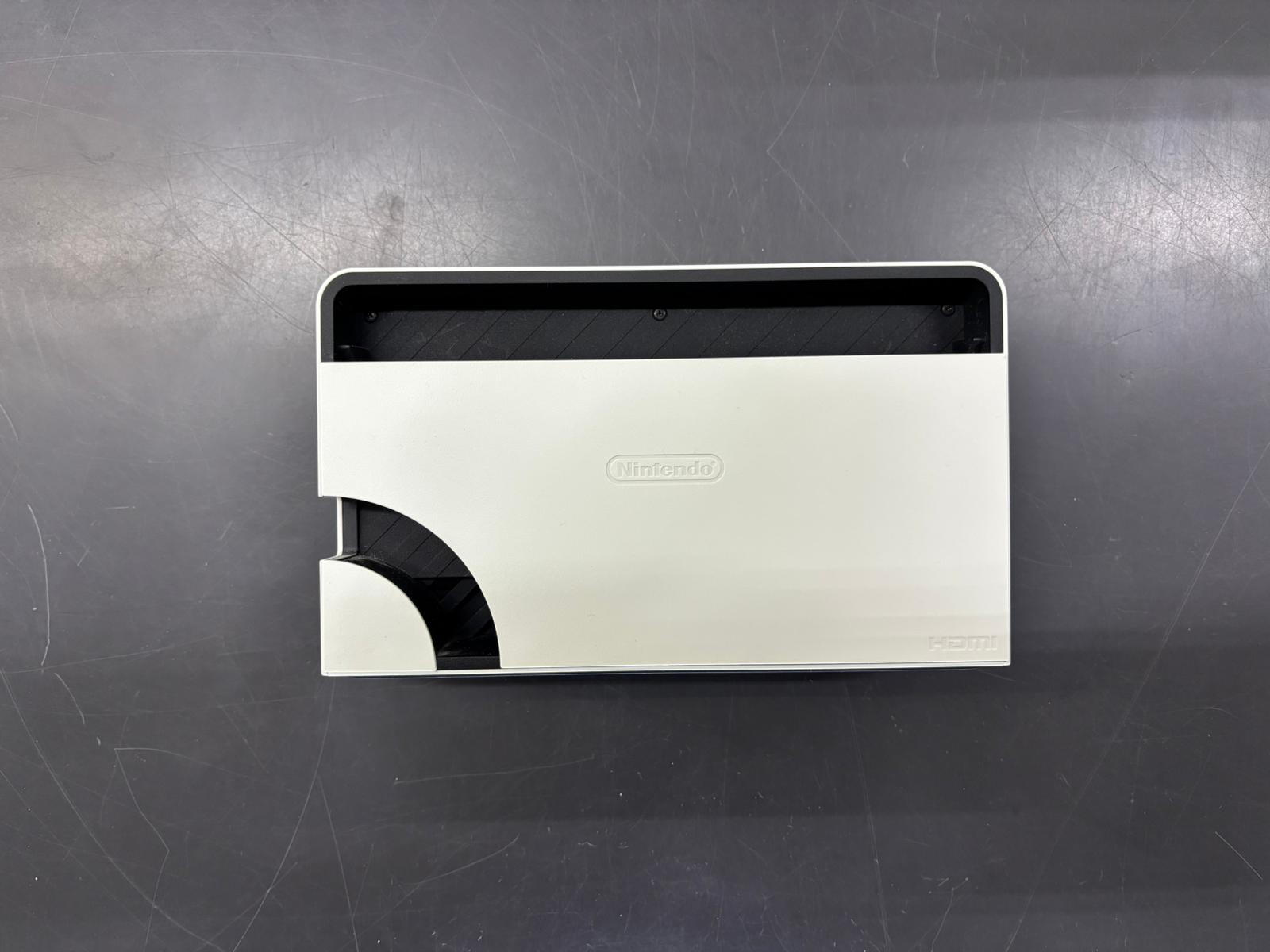 Nintendo Switch OLED - immagine 4