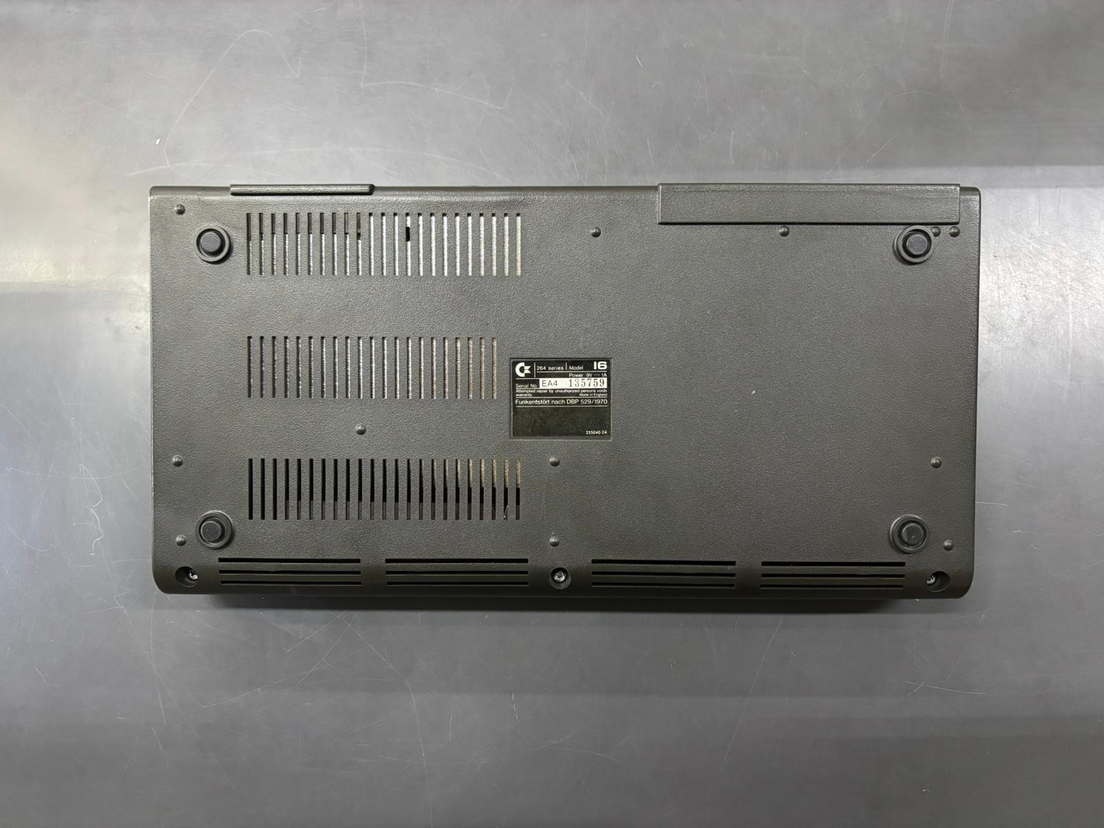 Commodore 16 Boxato Per ricambi - immagine 6