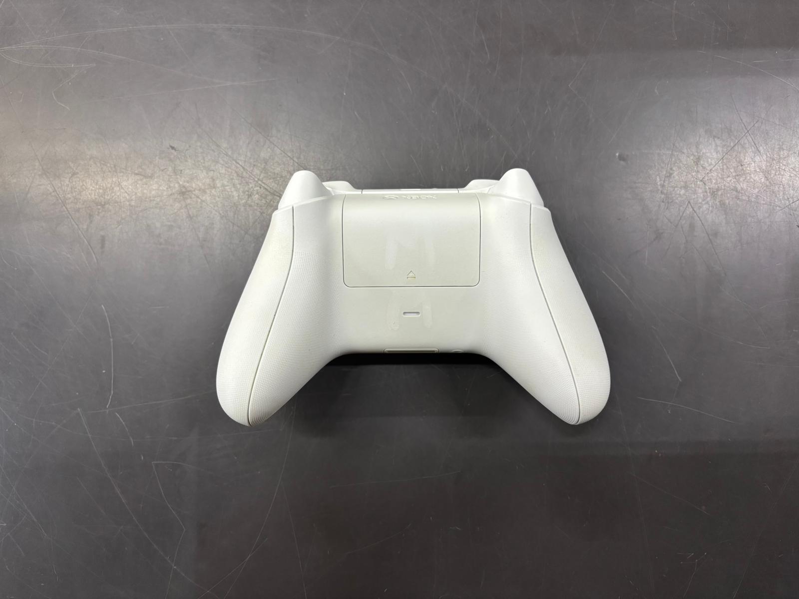 Xbox Series S + Custodia - immagine 4