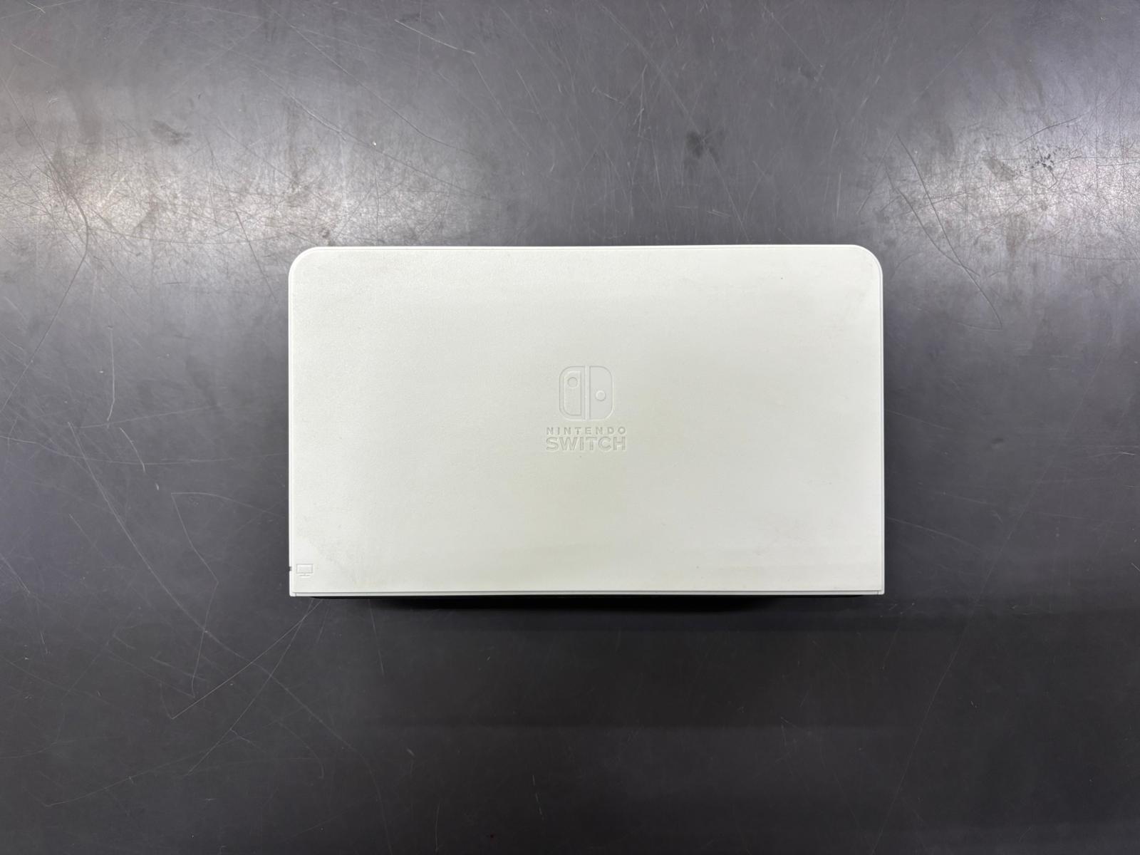 Nintendo Switch OLED - immagine 5