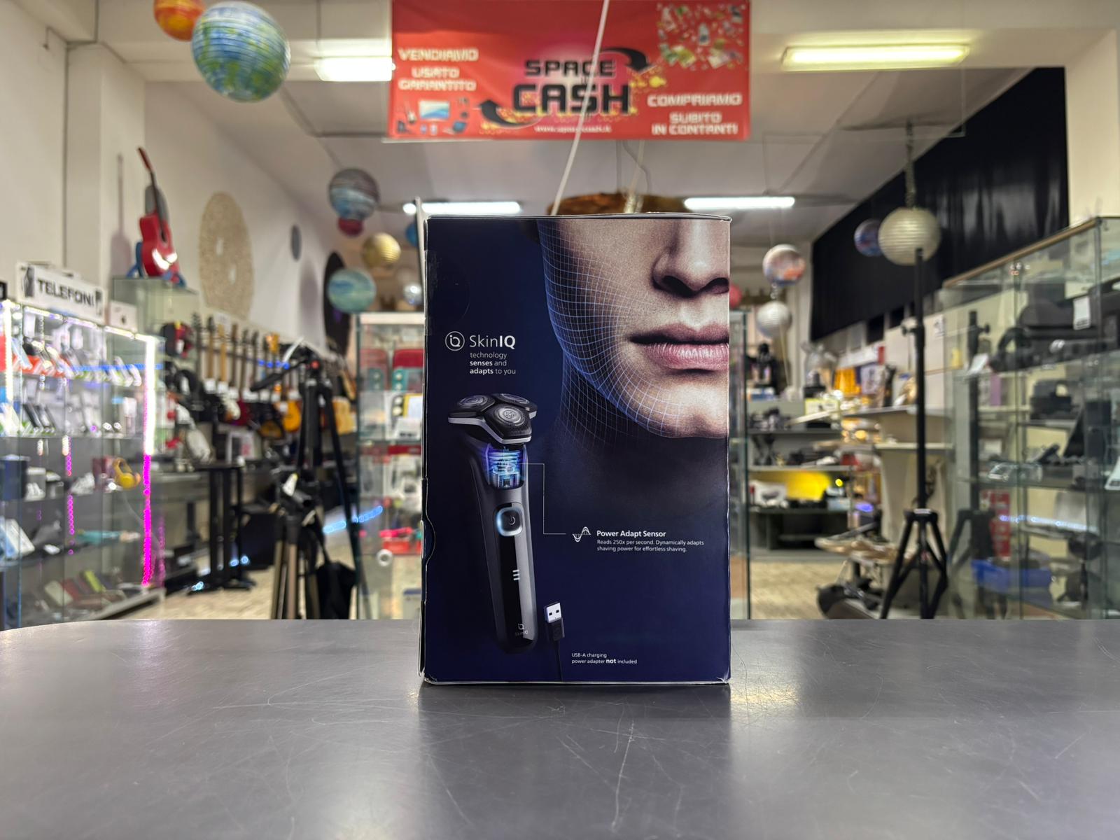 NUOVO Rasoio Philips SHAVER S5887/50