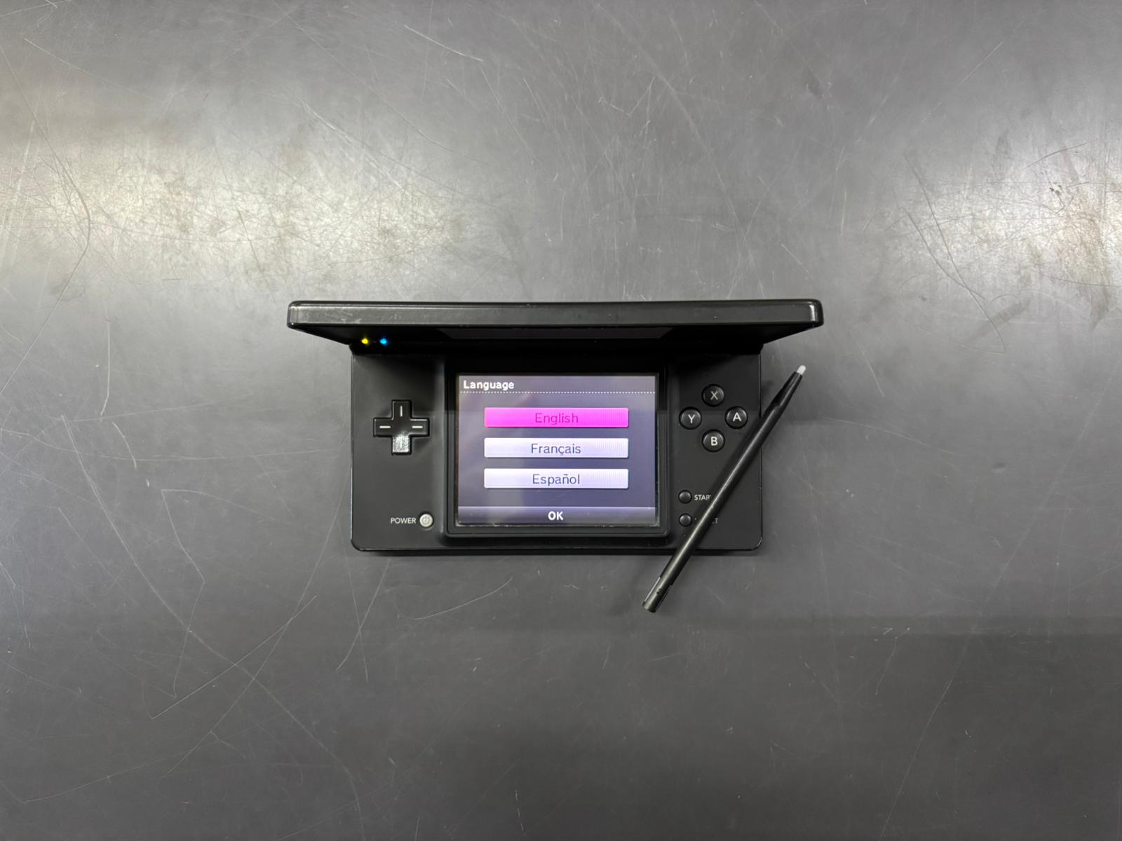 Nintendo DSi Black U.S.A. - immagine 4