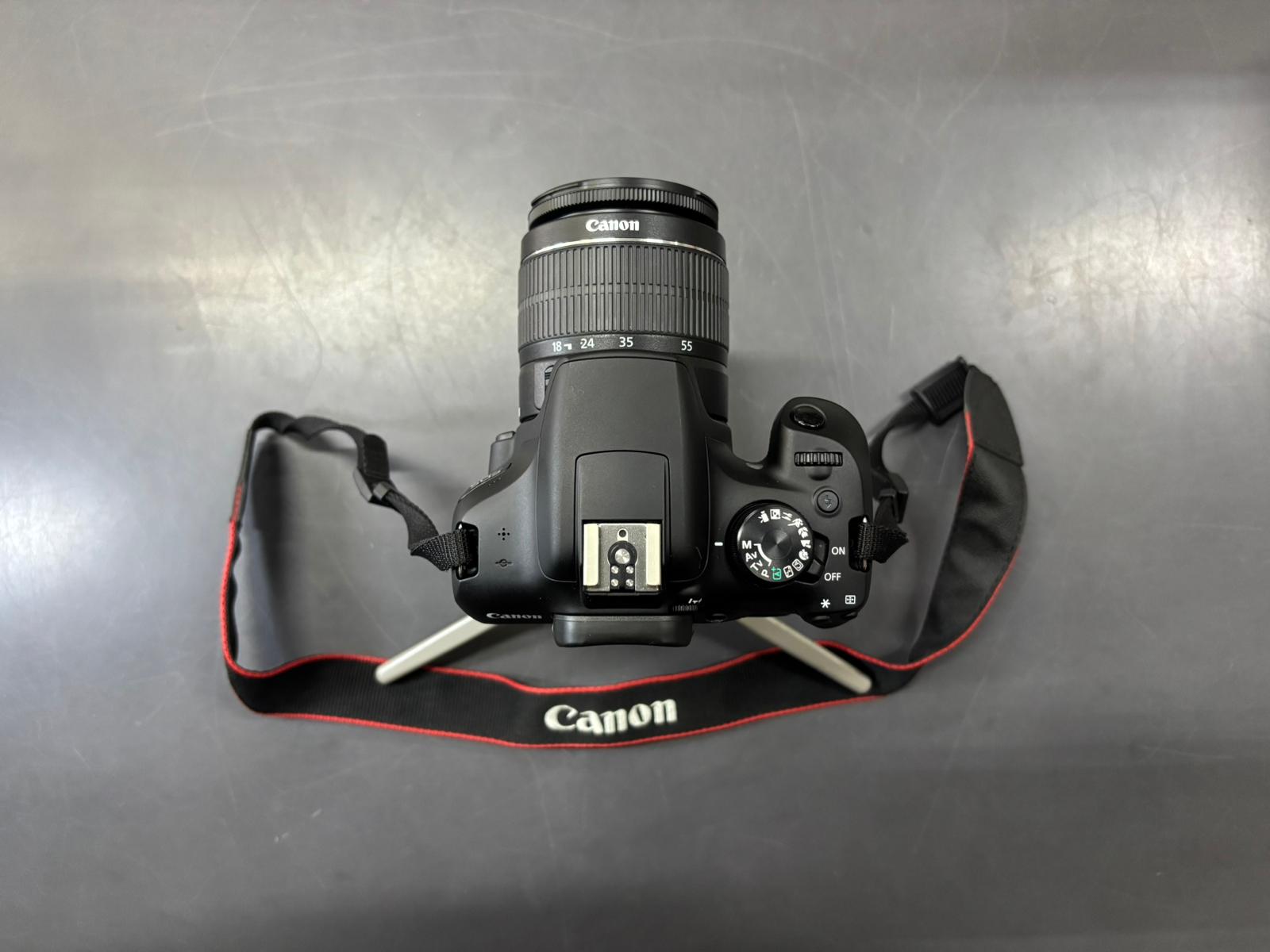 Canon EOS 1300D + 18/55