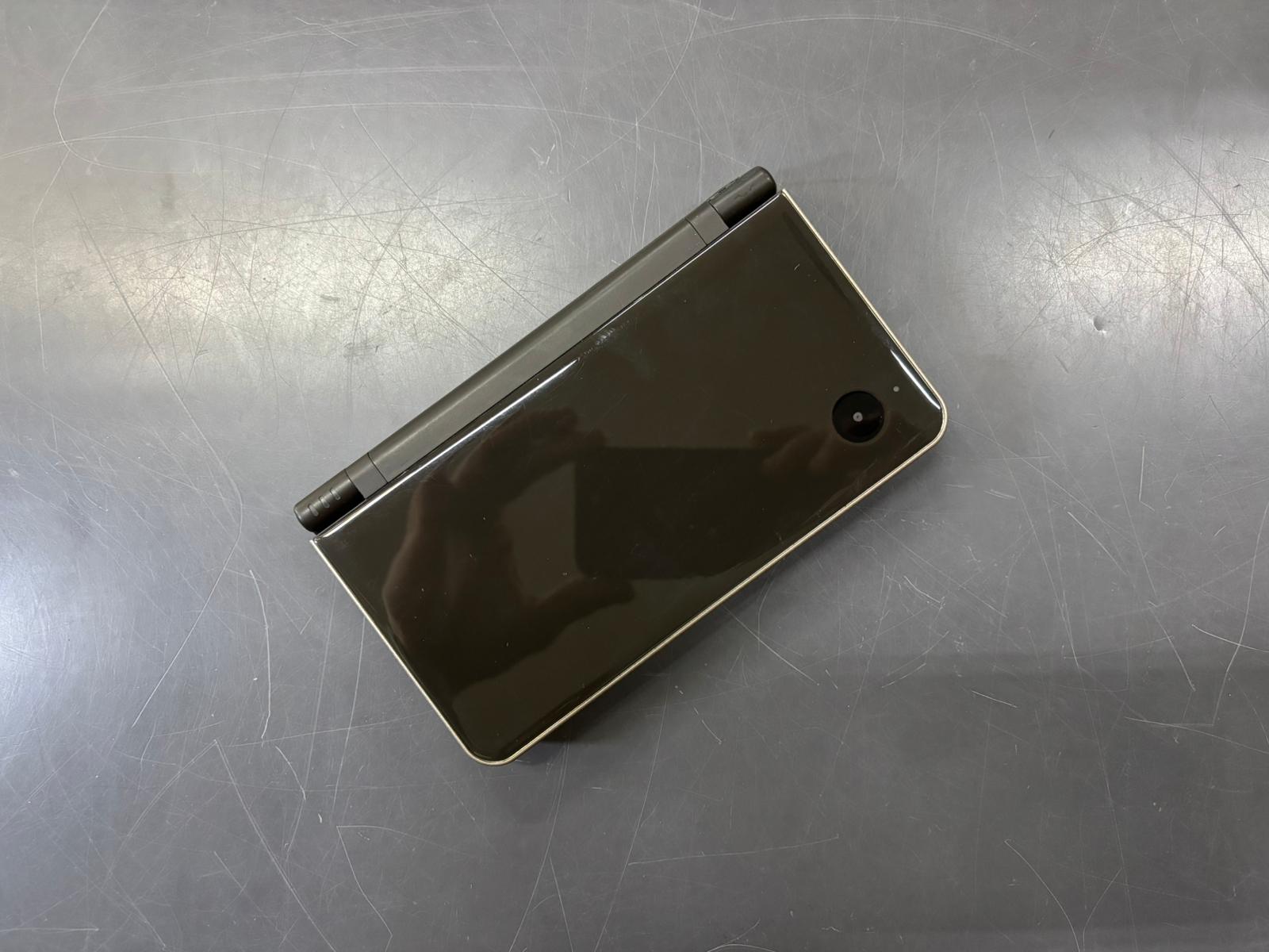 Nintendo DSi XL Bronzo Crepa Chassis
