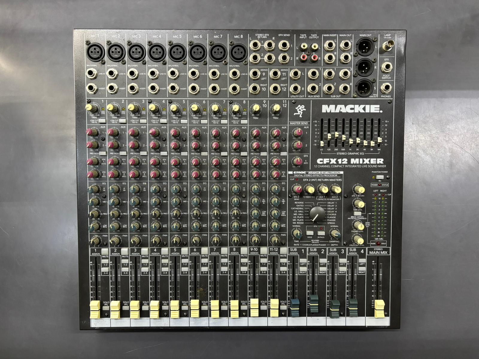 MACKIE CFX12 Mixer con Effetti