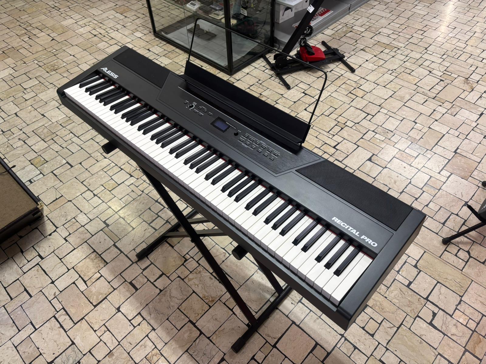 ALESIS Recital Pro Pianoforte Elettrico