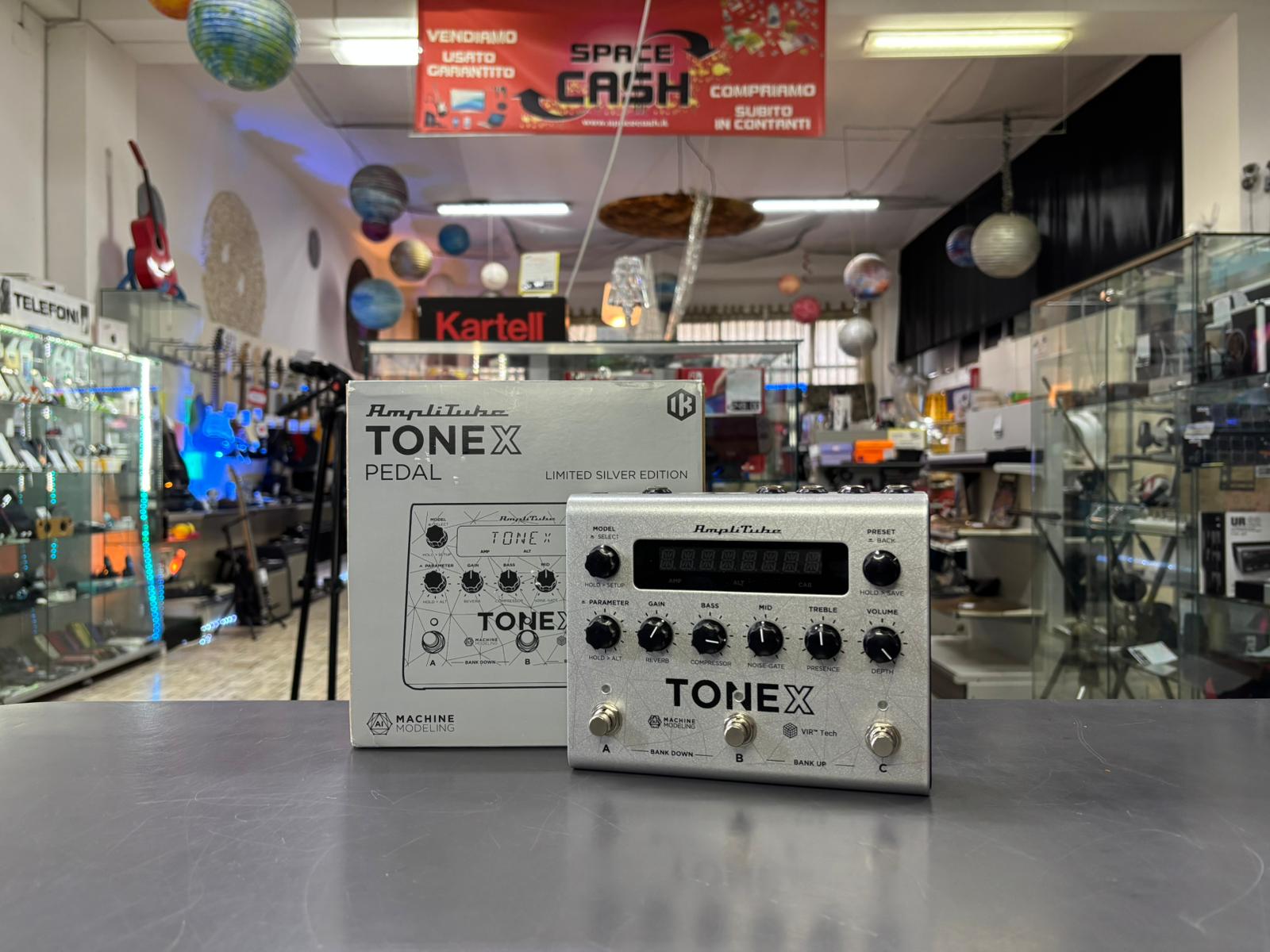 IK Multimedia ToneX Limited Silver Edition - immagine 2