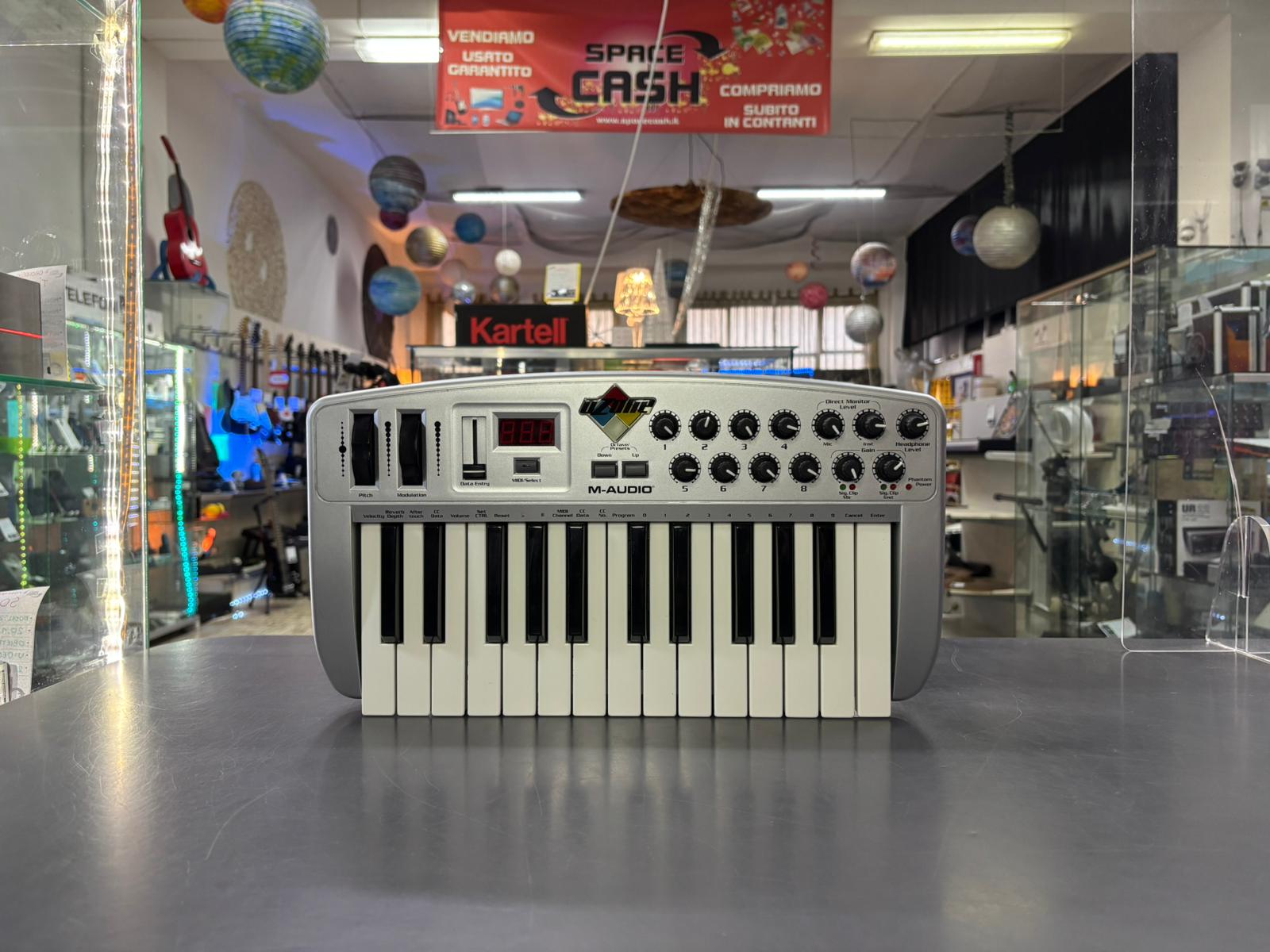 M-AUDIO Ozone Workstation USB Midi - immagine 3