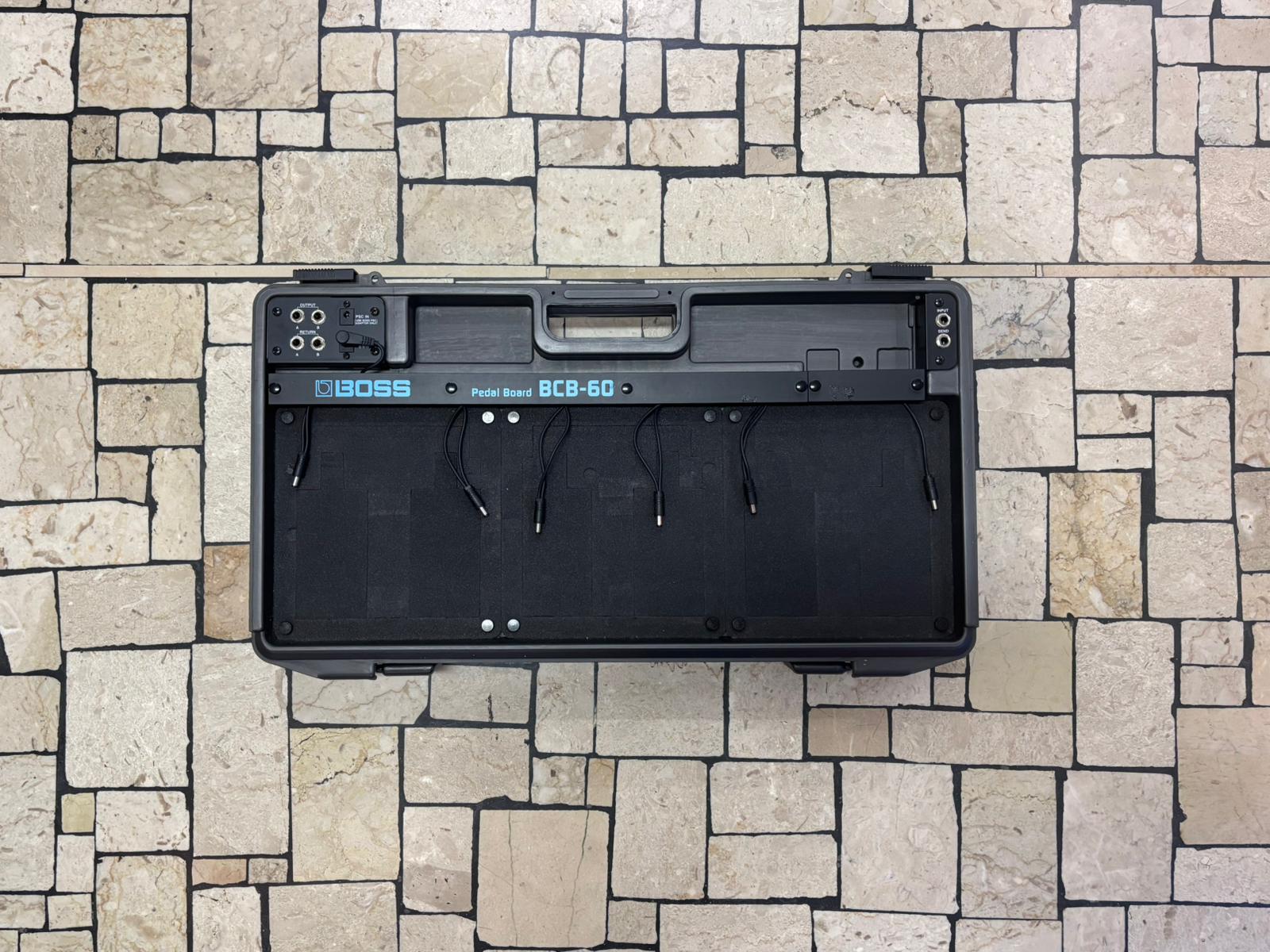 BOSS BCB-60 Pedalboard