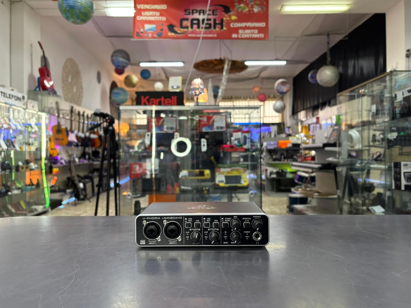 Behringer UMC204HD Scheda Audio - immagine 2