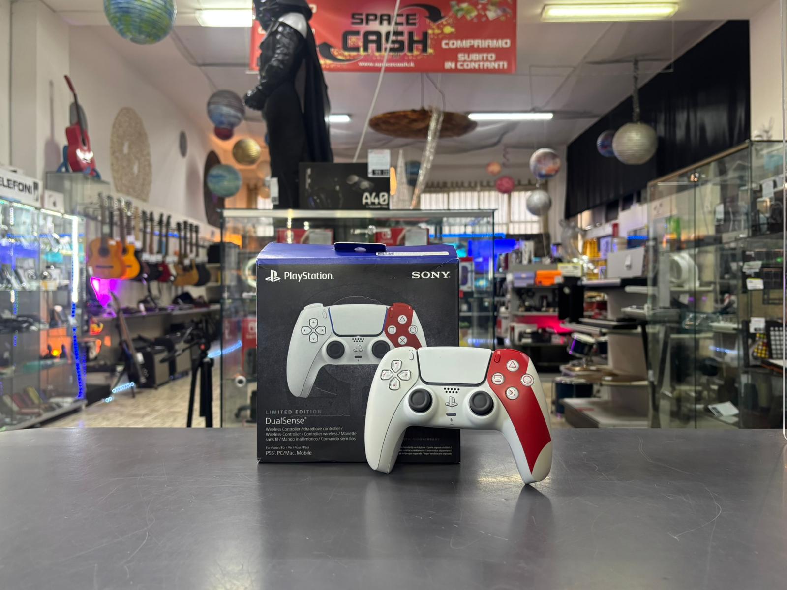 Joypad PS5 God Of War 20th Anniversary Limited - immagine 3