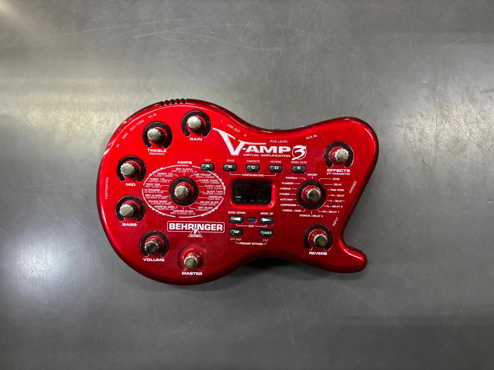 Behringer V-Amp 3 Multieffetto Chitarra