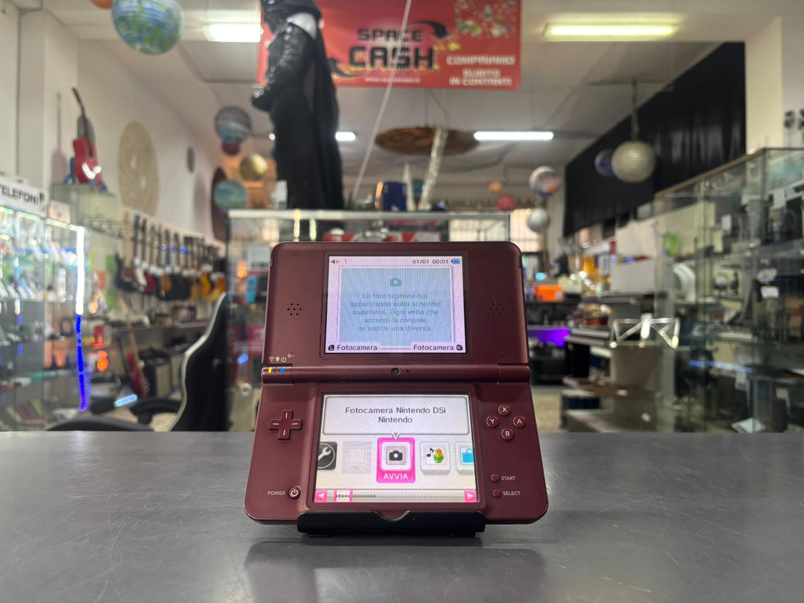 Nintendo DSi XL Bordeaux