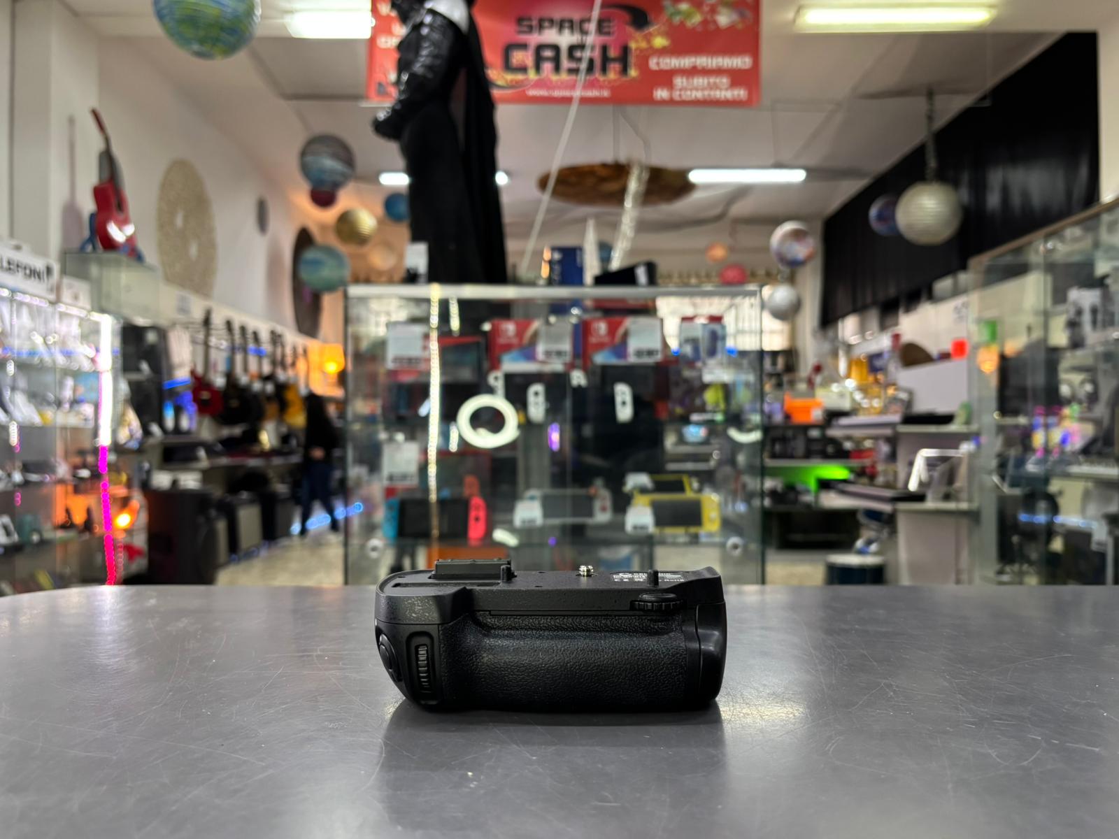 Nikon D7200 Body + Grip - immagine 6