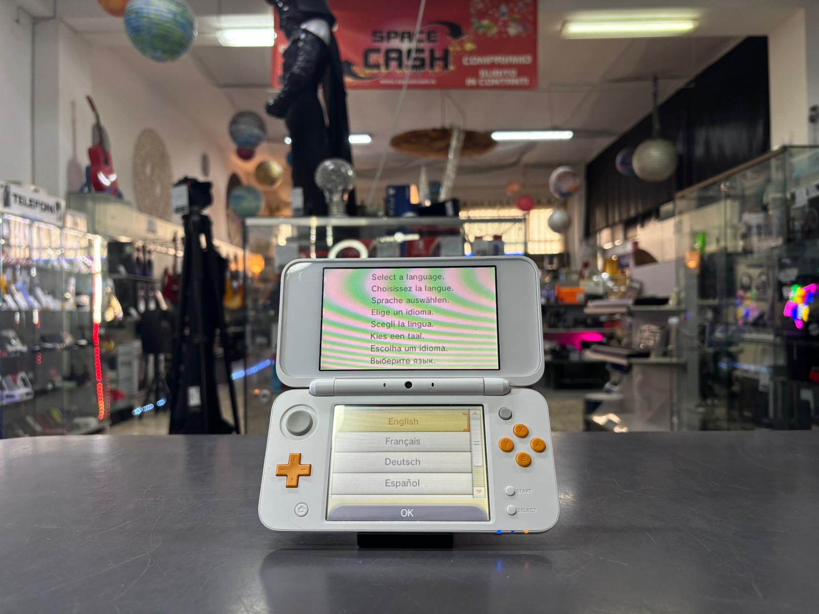 NEW Nintendo 2DS XL