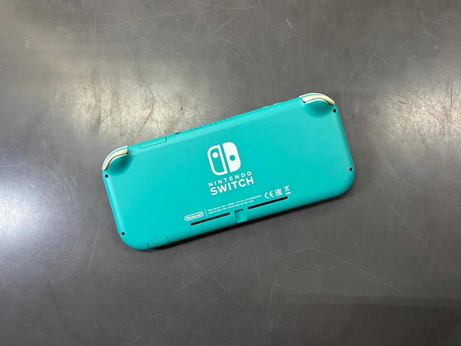 Nintendo Switch lite Turchese Boxata - immagine 5